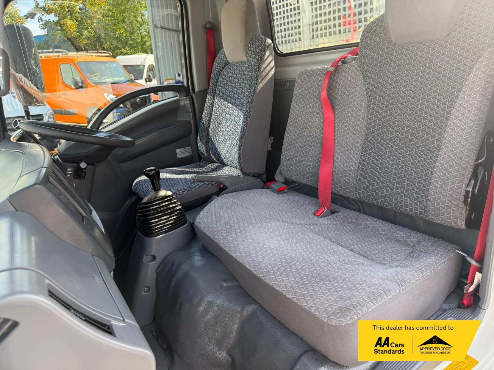 2020 Isuzu Grafter 1.9D N35 Green Dropside 2dr Diesel Manual RWD LWB Euro 6 (TRW) (125 ps) - Thumbnail 22