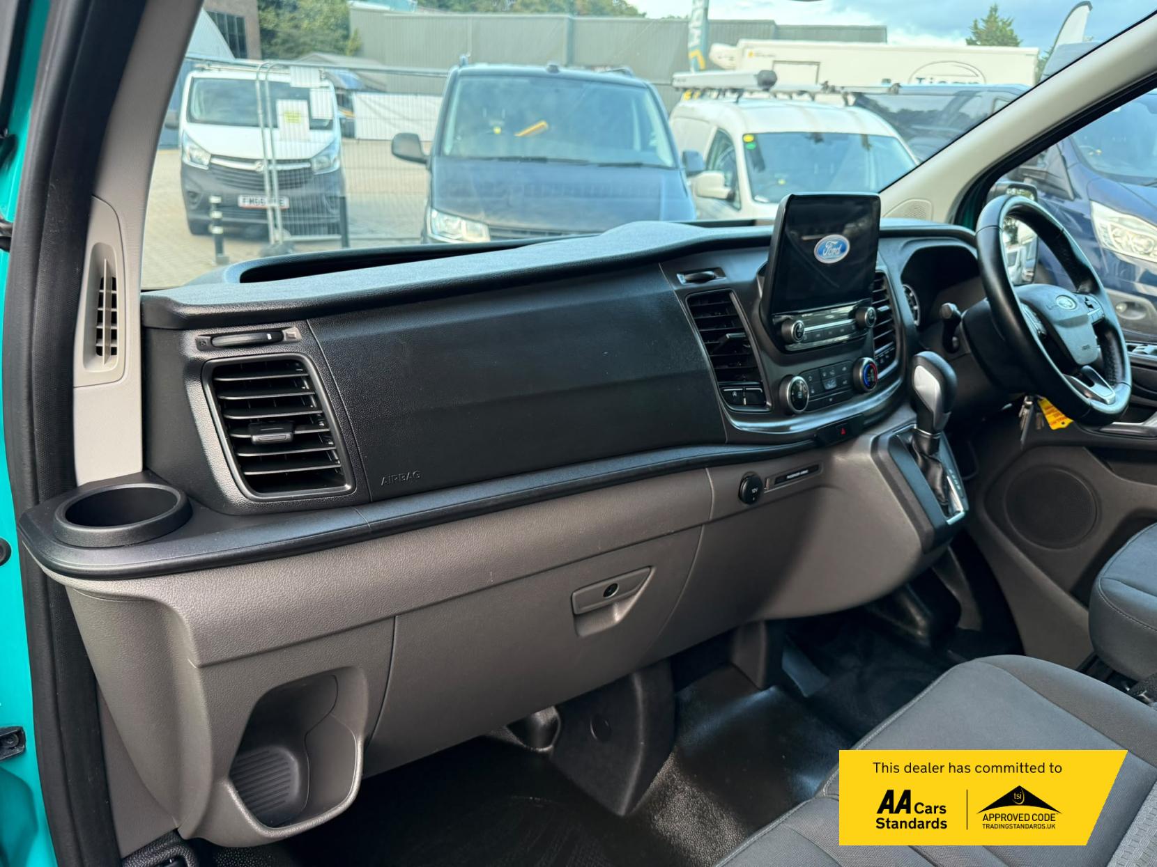2022 Ford Transit Custom 2.0 340 EcoBlue Trend Panel Van 5dr Diesel Auto L1 H2 Euro 6 (s/s) (130 ps) - Thumbnail 25