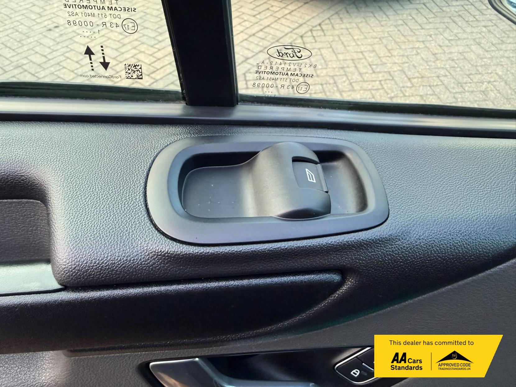 2022 Ford Transit Custom 2.0 340 EcoBlue Trend Panel Van 5dr Diesel Auto L1 H2 Euro 6 (s/s) (130 ps) - Thumbnail 23