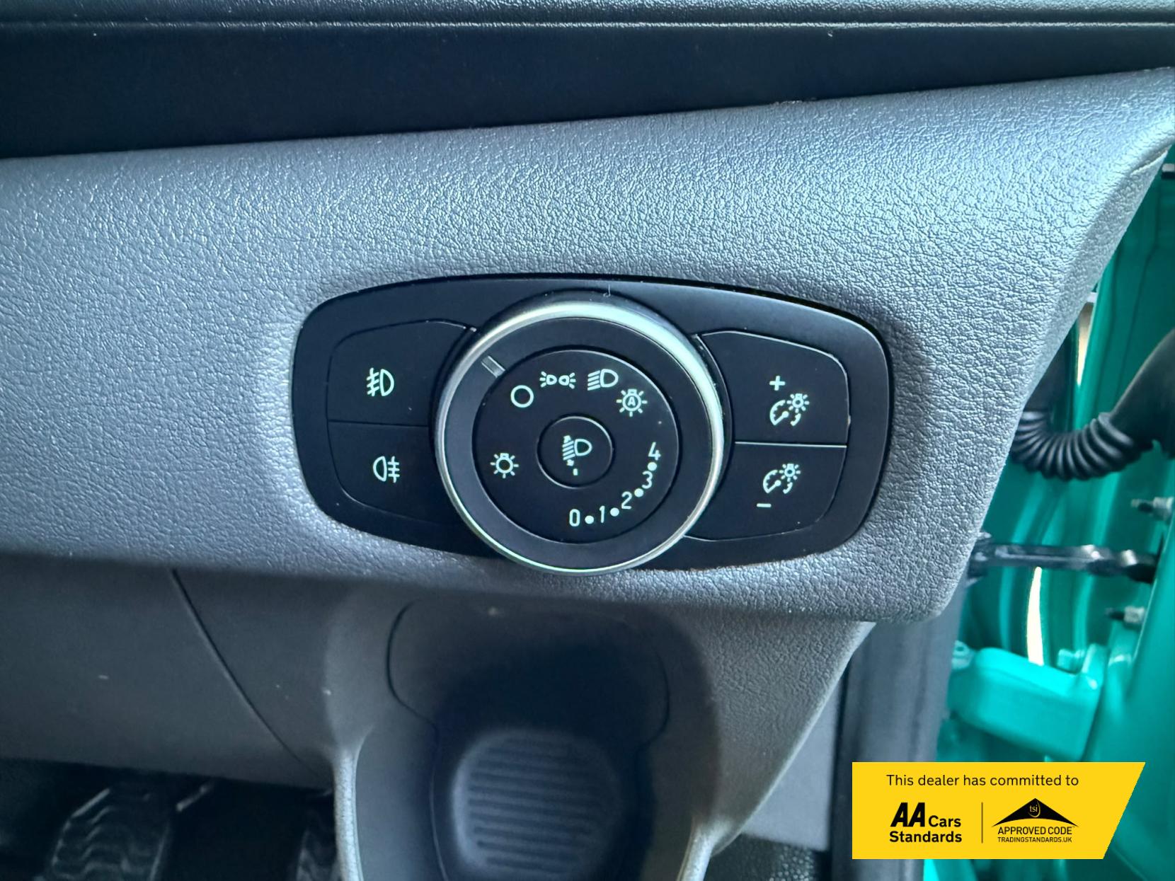 2022 Ford Transit Custom 2.0 340 EcoBlue Trend Panel Van 5dr Diesel Auto L1 H2 Euro 6 (s/s) (130 ps) - Thumbnail 52
