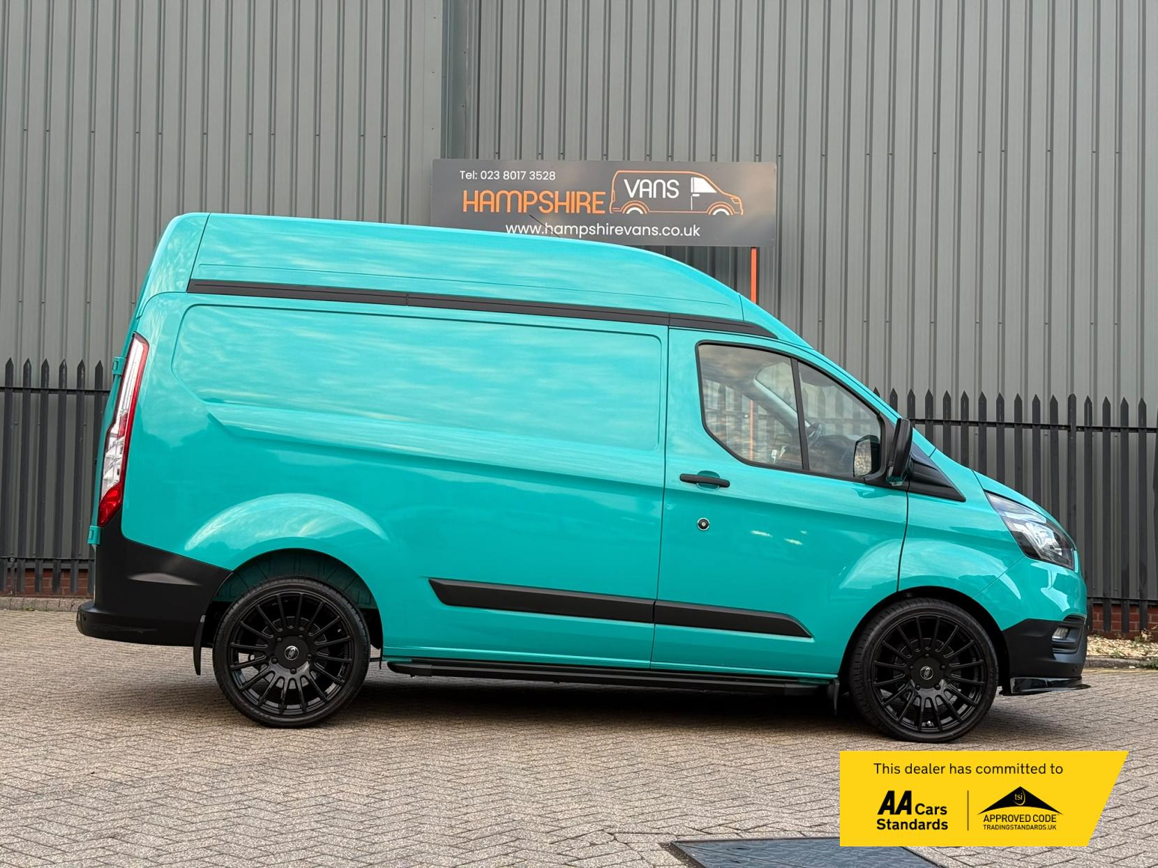 2022 Ford Transit Custom 2.0 340 EcoBlue Trend Panel Van 5dr Diesel Auto L1 H2 Euro 6 (s/s) (130 ps) - Thumbnail 7