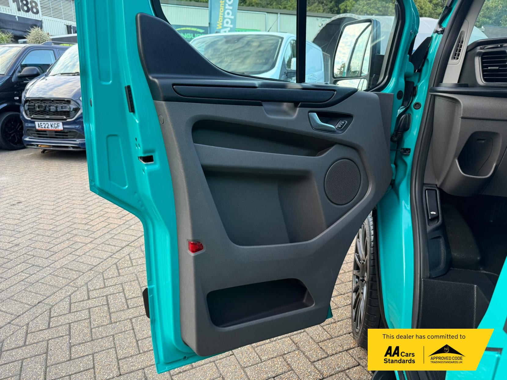 2022 Ford Transit Custom 2.0 340 EcoBlue Trend Panel Van 5dr Diesel Auto L1 H2 Euro 6 (s/s) (130 ps) - Thumbnail 22