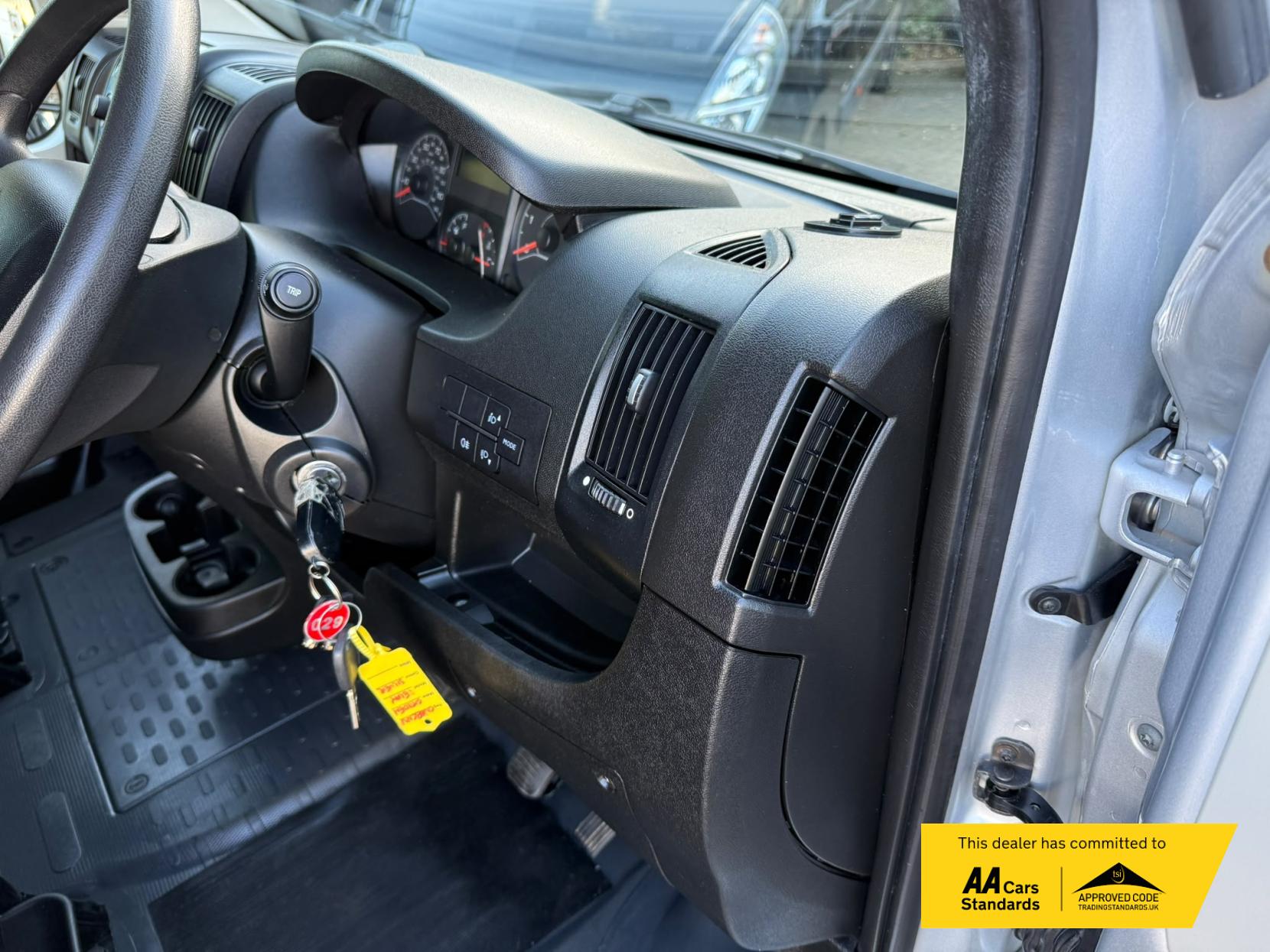 2018 Citroen Relay 2.0 BlueHDi 35 Enterprise Panel Van 5dr Diesel Manual L4 High Roof Euro 6 (Heavy) (130 ps) - Thumbnail 42
