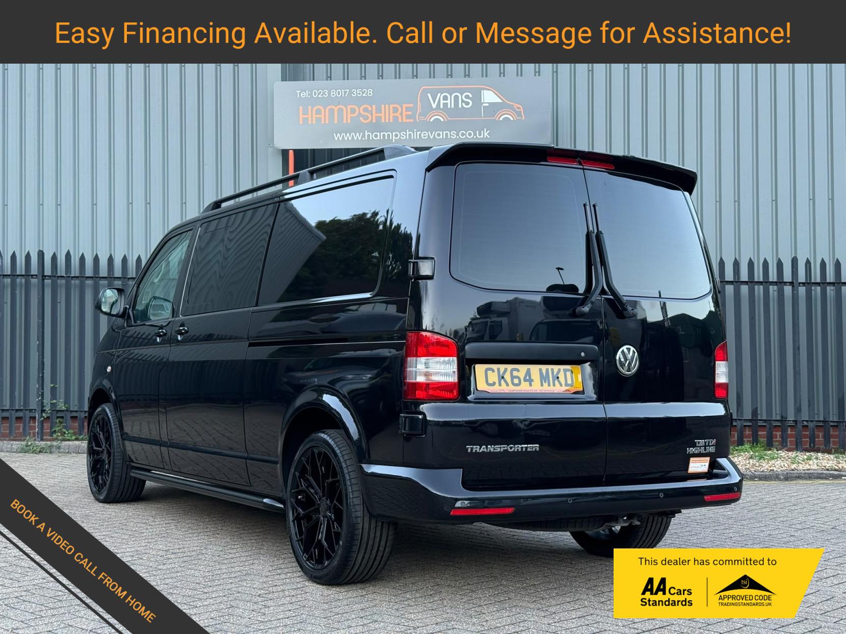 2014 Volkswagen Transporter 2.0 TDI T32 Highline Kombi 4dr Diesel Manual L3 H1 (198 g/km, 138.08 bhp) - Thumbnail 3