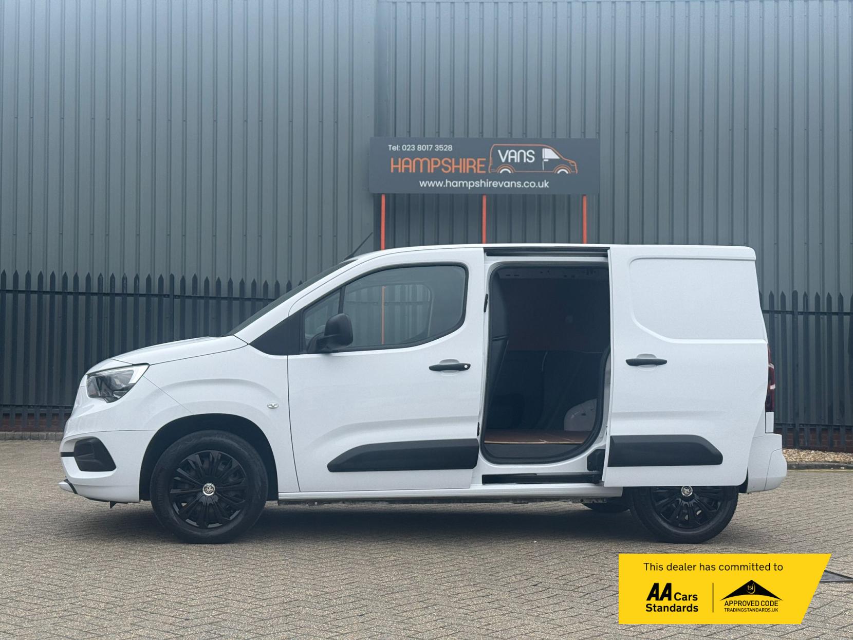 Vauxhall Combo 1.5 Turbo D 2300 Sportive Panel Van 5dr Diesel Manual L1 H1 Euro 6 (100 ps)