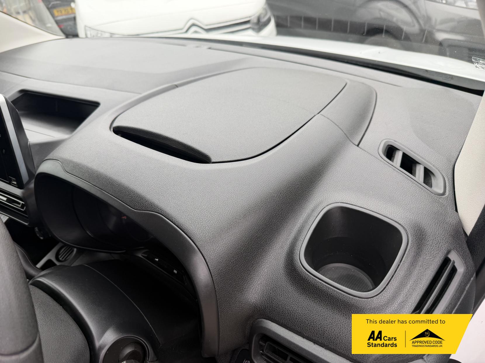 Vauxhall Combo 1.5 Turbo D 2300 Sportive Panel Van 5dr Diesel Manual L1 H1 Euro 6 (100 ps)