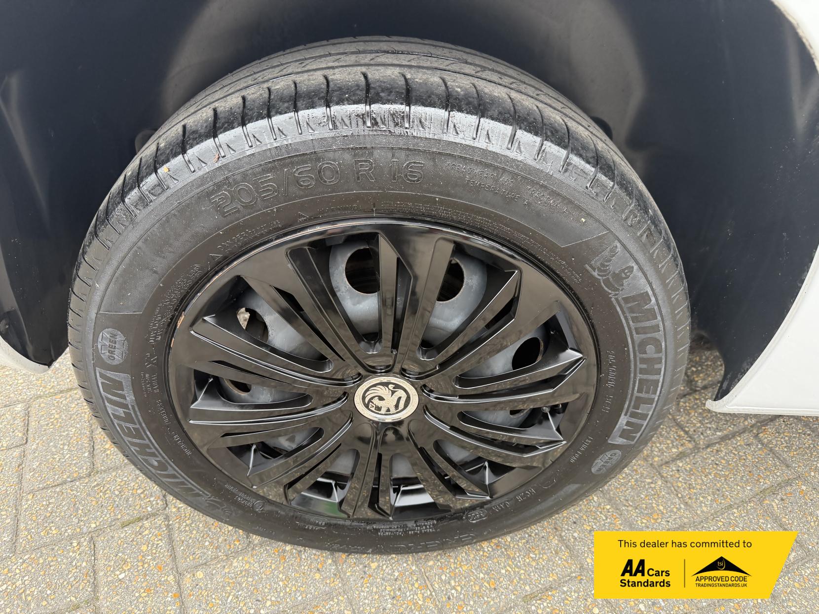 Vauxhall Combo 1.5 Turbo D 2300 Sportive Panel Van 5dr Diesel Manual L1 H1 Euro 6 (100 ps)