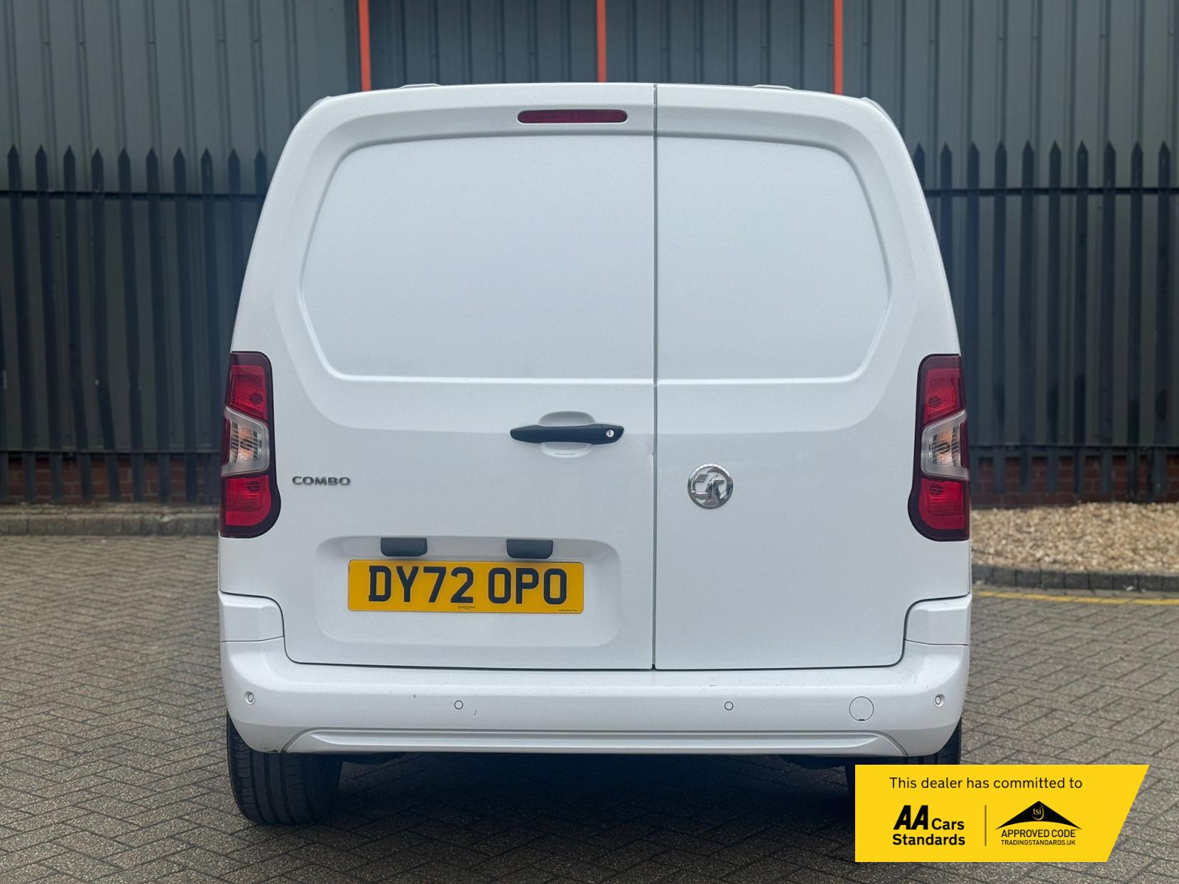 Vauxhall Combo 1.5 Turbo D 2300 Sportive Panel Van 5dr Diesel Manual L1 H1 Euro 6 (100 ps)