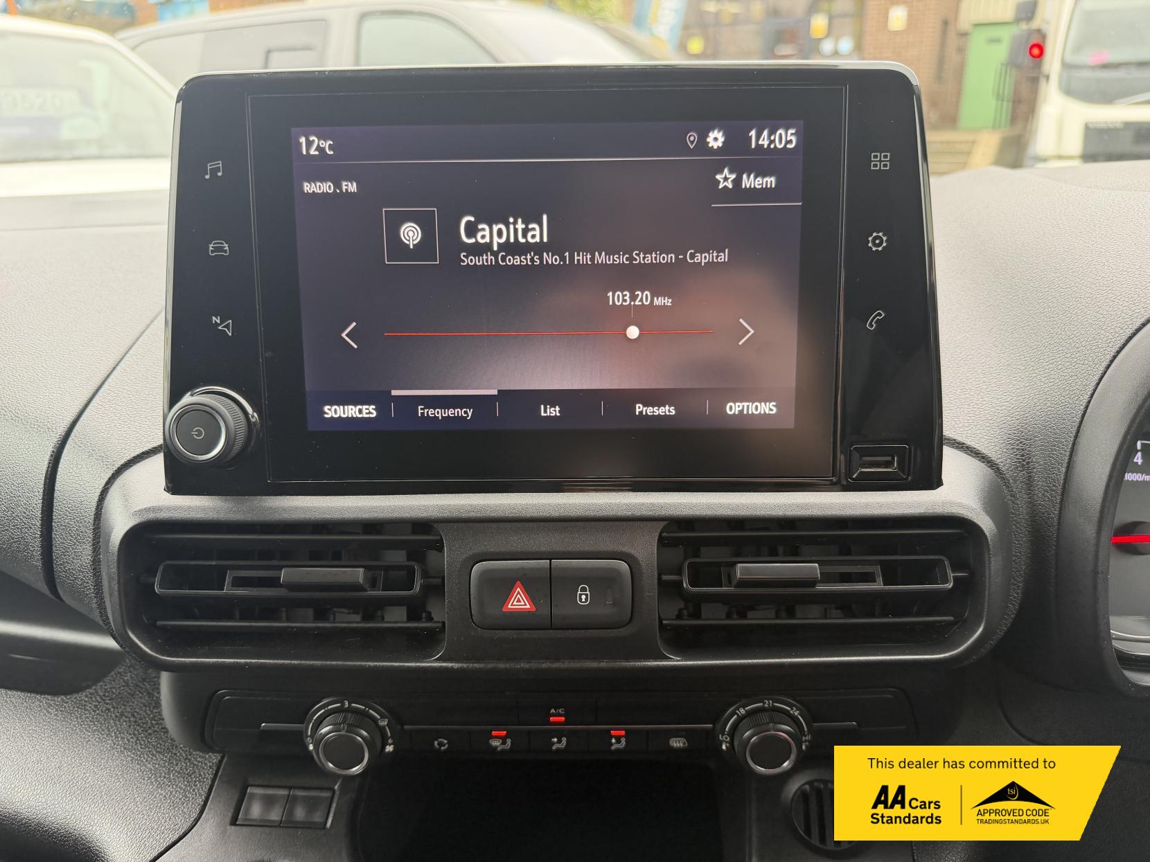 Vauxhall Combo 1.5 Turbo D 2300 Sportive Panel Van 5dr Diesel Manual L1 H1 Euro 6 (100 ps)