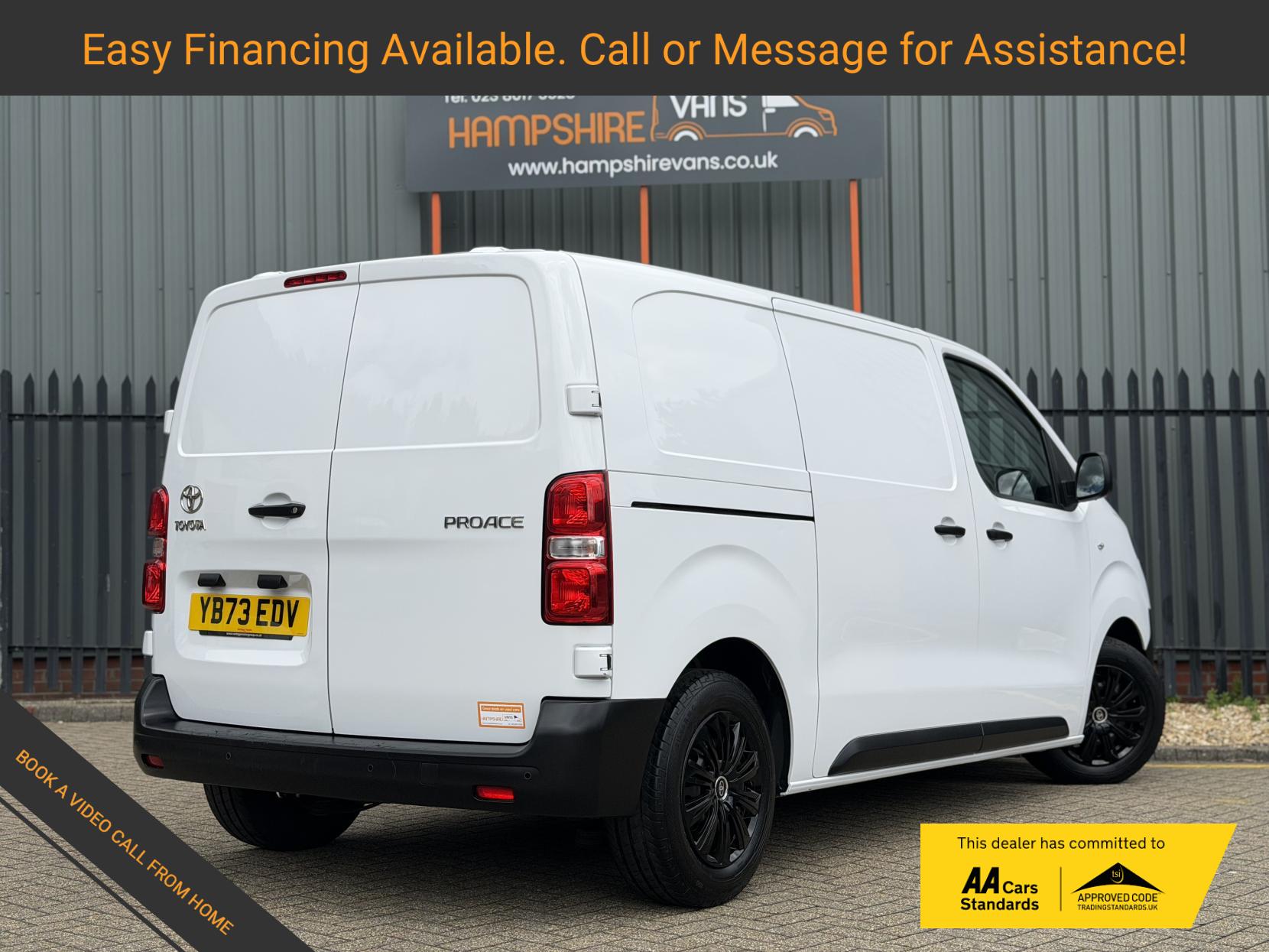 2023 Toyota ProAce 1.5D Icon Medium Panel Van 6dr Diesel Manual MWB Euro 6 (s/s) (120 bhp) - Thumbnail 3