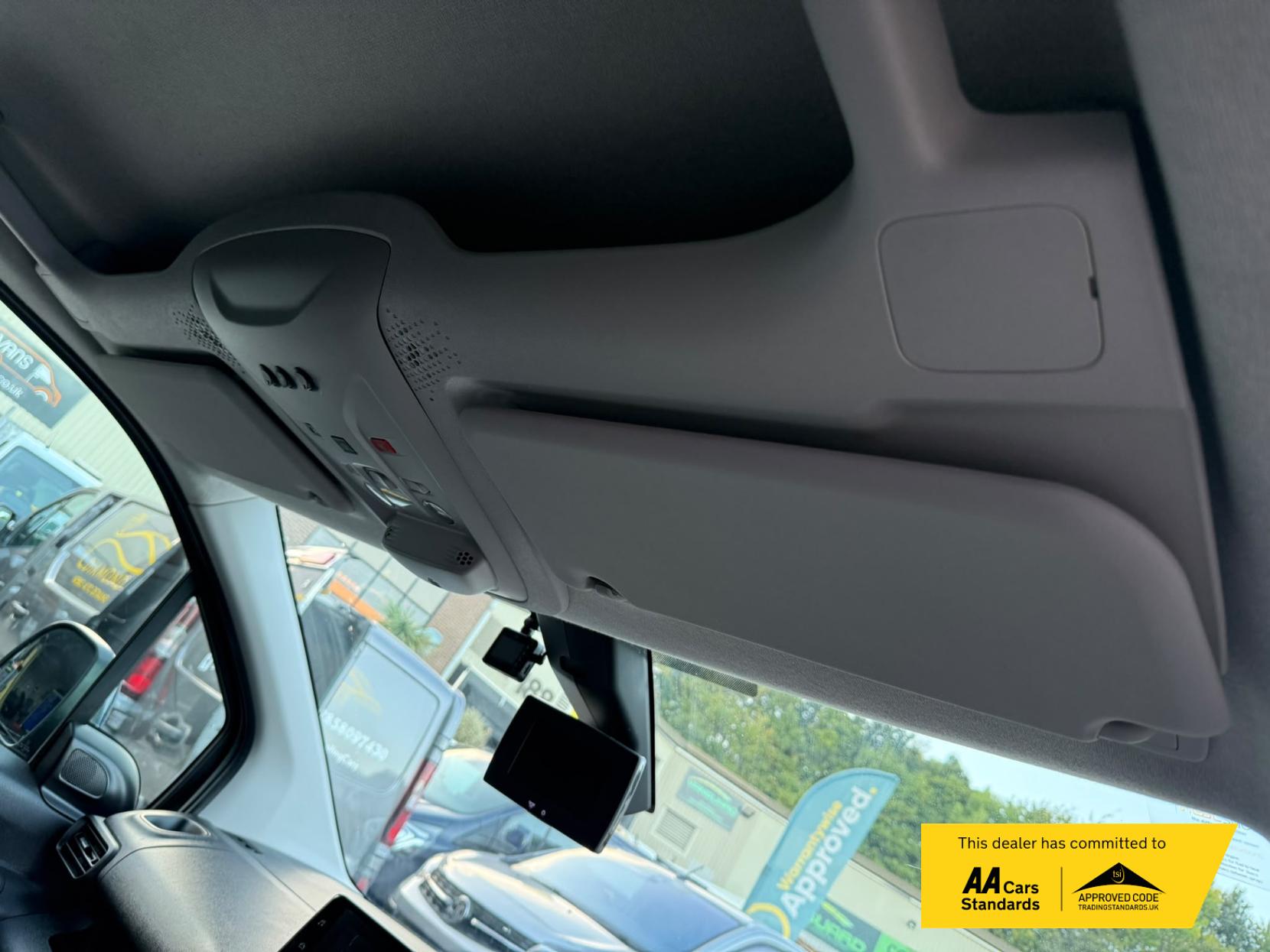 2020 Citroen Berlingo 1.5 BlueHDi 1000 Driver M Panel Van 5dr Diesel EAT8 SWB Euro 6 (s/s) (130 ps) - Thumbnail 58