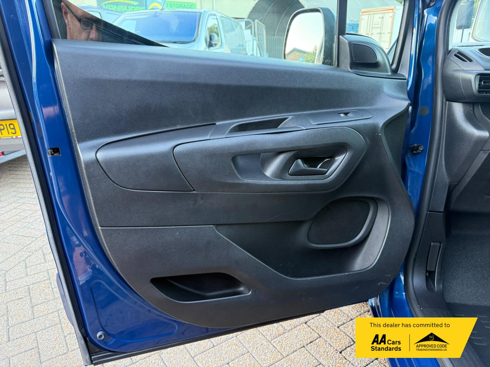 2020 Citroen Berlingo 1.5 BlueHDi 1000 Driver M Panel Van 5dr Diesel EAT8 SWB Euro 6 (s/s) (130 ps) - Thumbnail 50