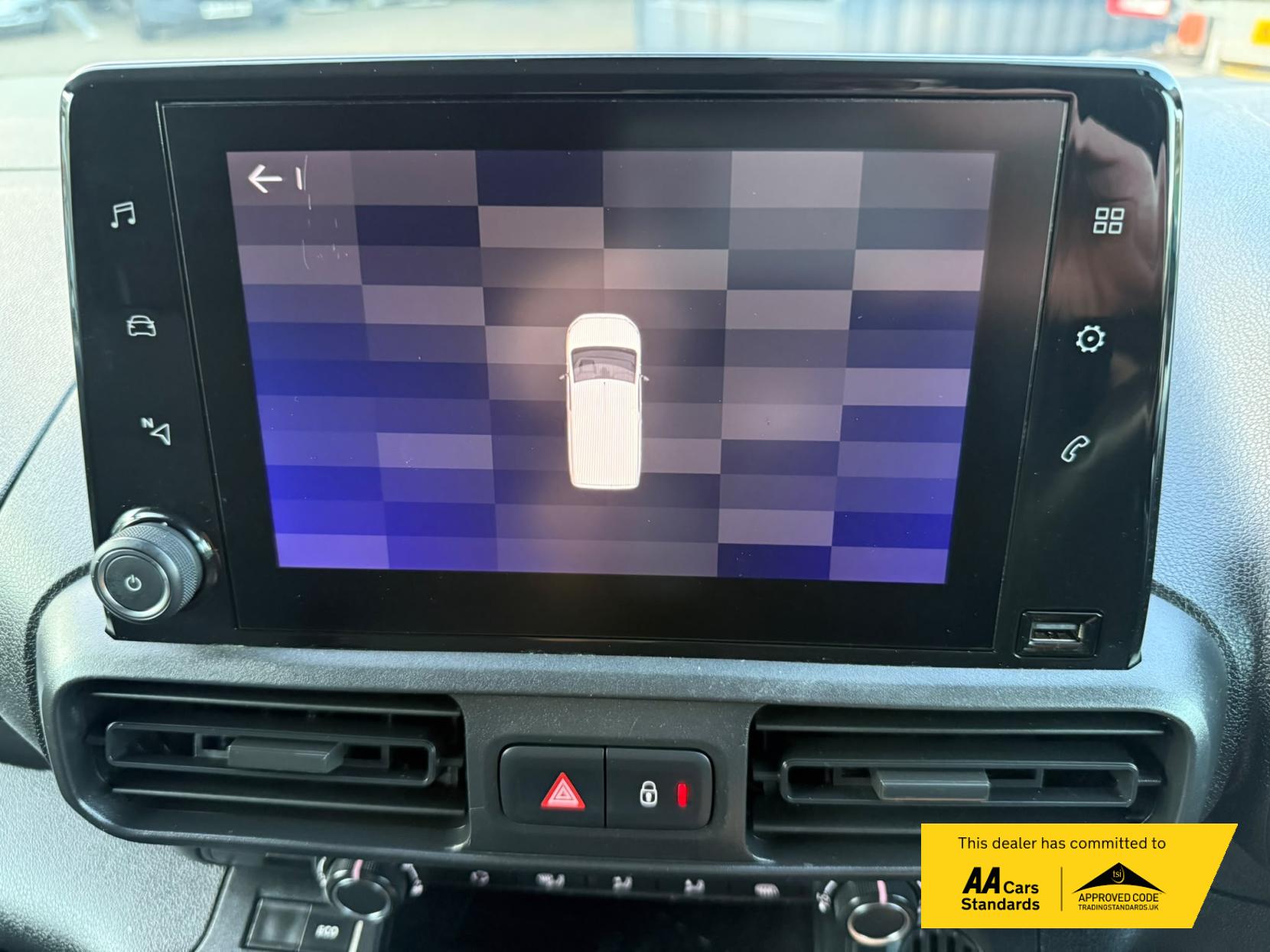 2020 Citroen Berlingo 1.5 BlueHDi 1000 Driver M Panel Van 5dr Diesel EAT8 SWB Euro 6 (s/s) (130 ps) - Thumbnail 14