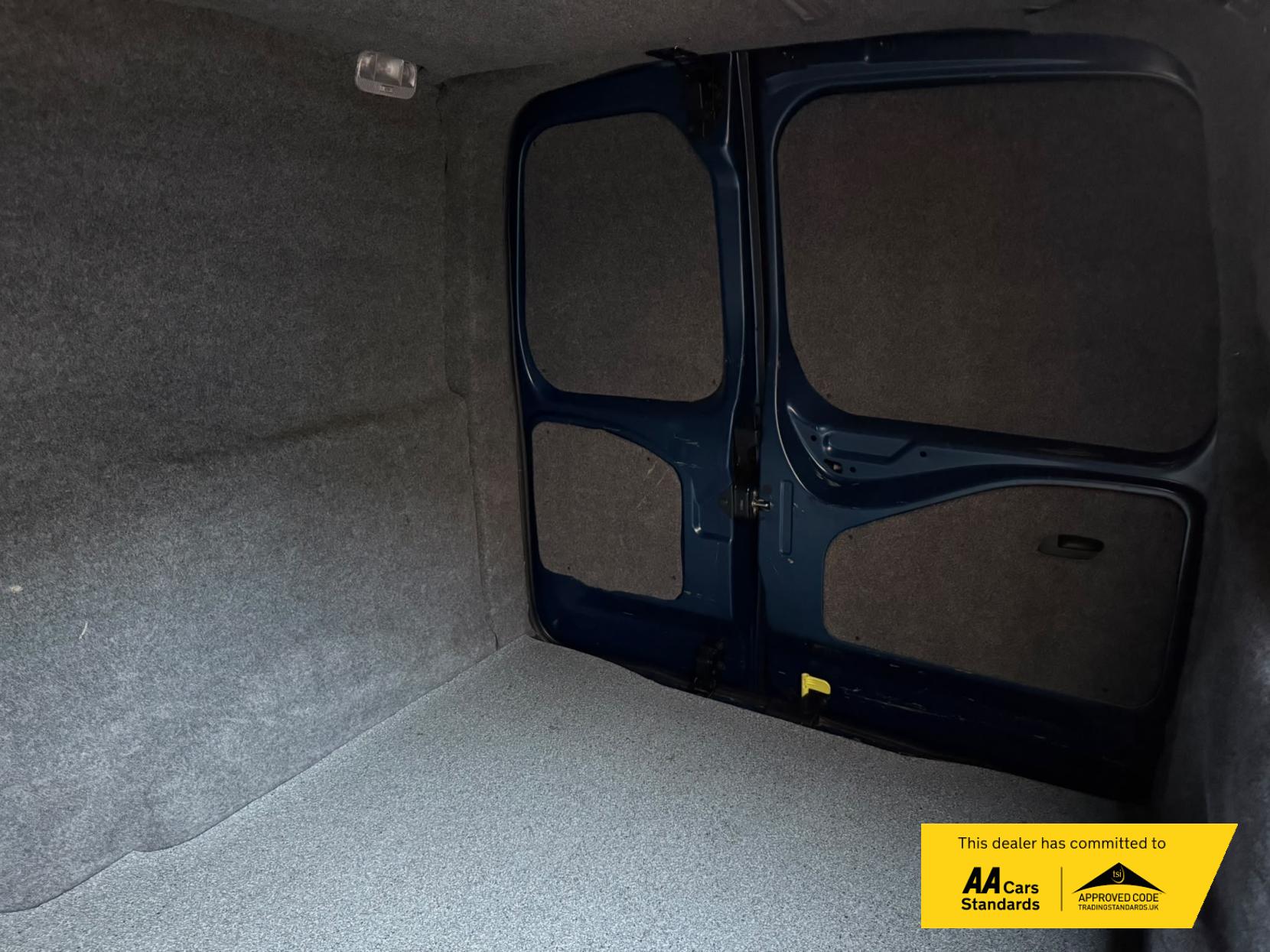 2020 Citroen Berlingo 1.5 BlueHDi 1000 Driver M Panel Van 5dr Diesel EAT8 SWB Euro 6 (s/s) (130 ps) - Thumbnail 23