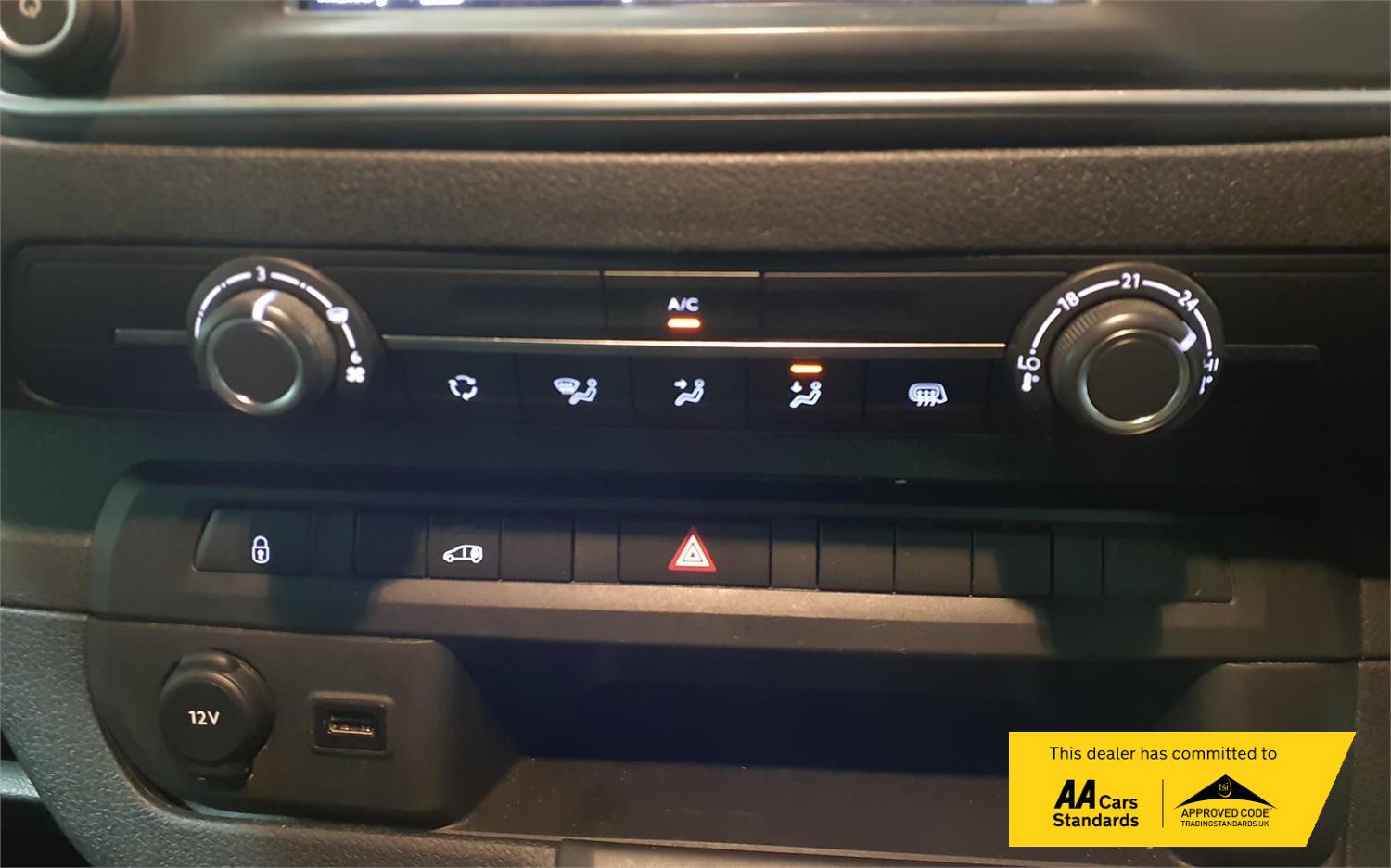 Vauxhall Vivaro 1.5 Turbo D 2700 Pro Panel Van 6dr Diesel Manual L1 H1 Euro 6 (s/s) (120 ps)