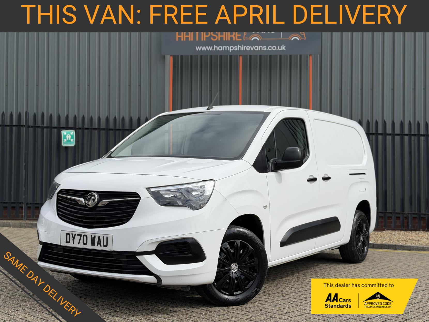 Vauxhall Combo 1.5 Turbo D 2300 Sportive Panel Van 4dr Diesel Manual L2 H1 Euro 6 (s/s) (100 ps)