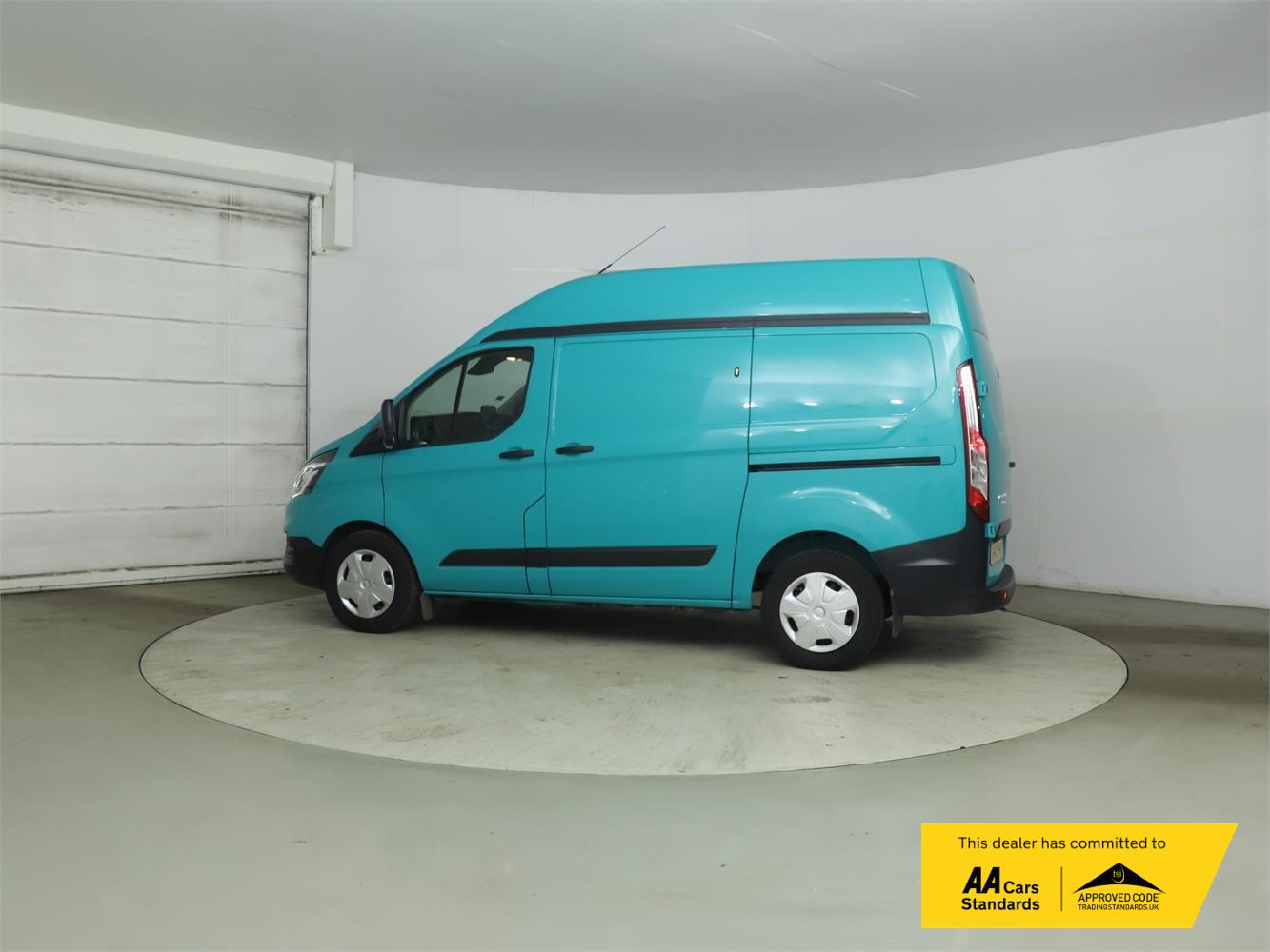 2023 Ford Transit Custom 2.0 340 EcoBlue Trend Panel Van 5dr Diesel Auto L1 H2 Euro 6 (130 ps) - Thumbnail 4