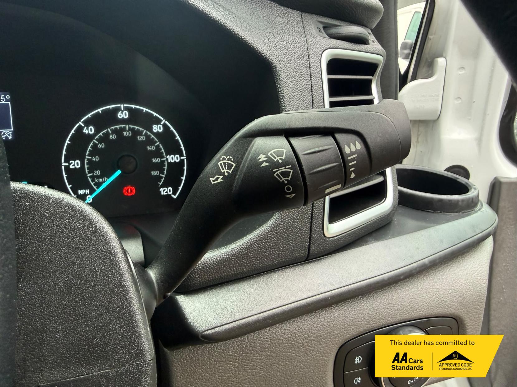 2021 Ford Transit Custom 2.0 300 EcoBlue Limited Panel Van 5dr Diesel Auto L1 H1 Euro 6 (s/s) (130 ps) - Thumbnail 42