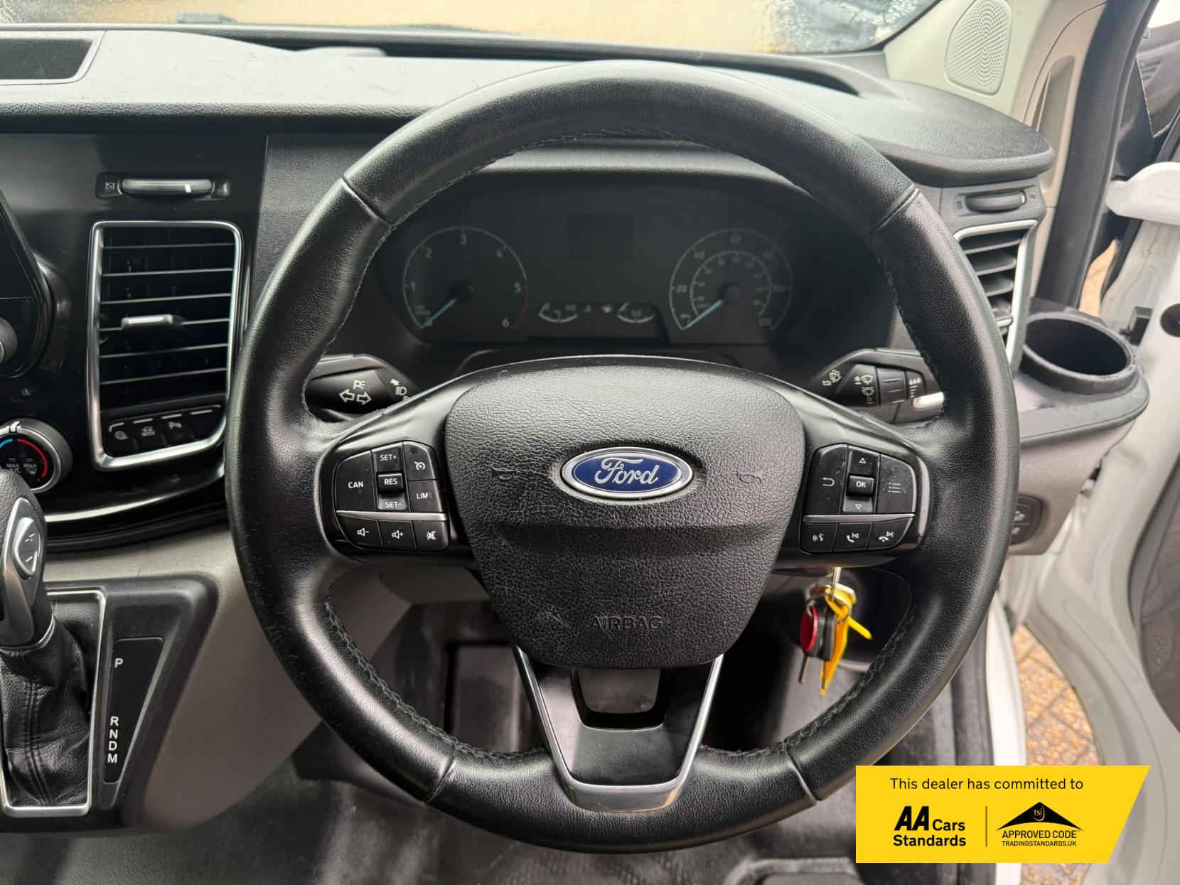 2021 Ford Transit Custom 2.0 300 EcoBlue Limited Panel Van 5dr Diesel Auto L1 H1 Euro 6 (s/s) (130 ps) - Thumbnail 39