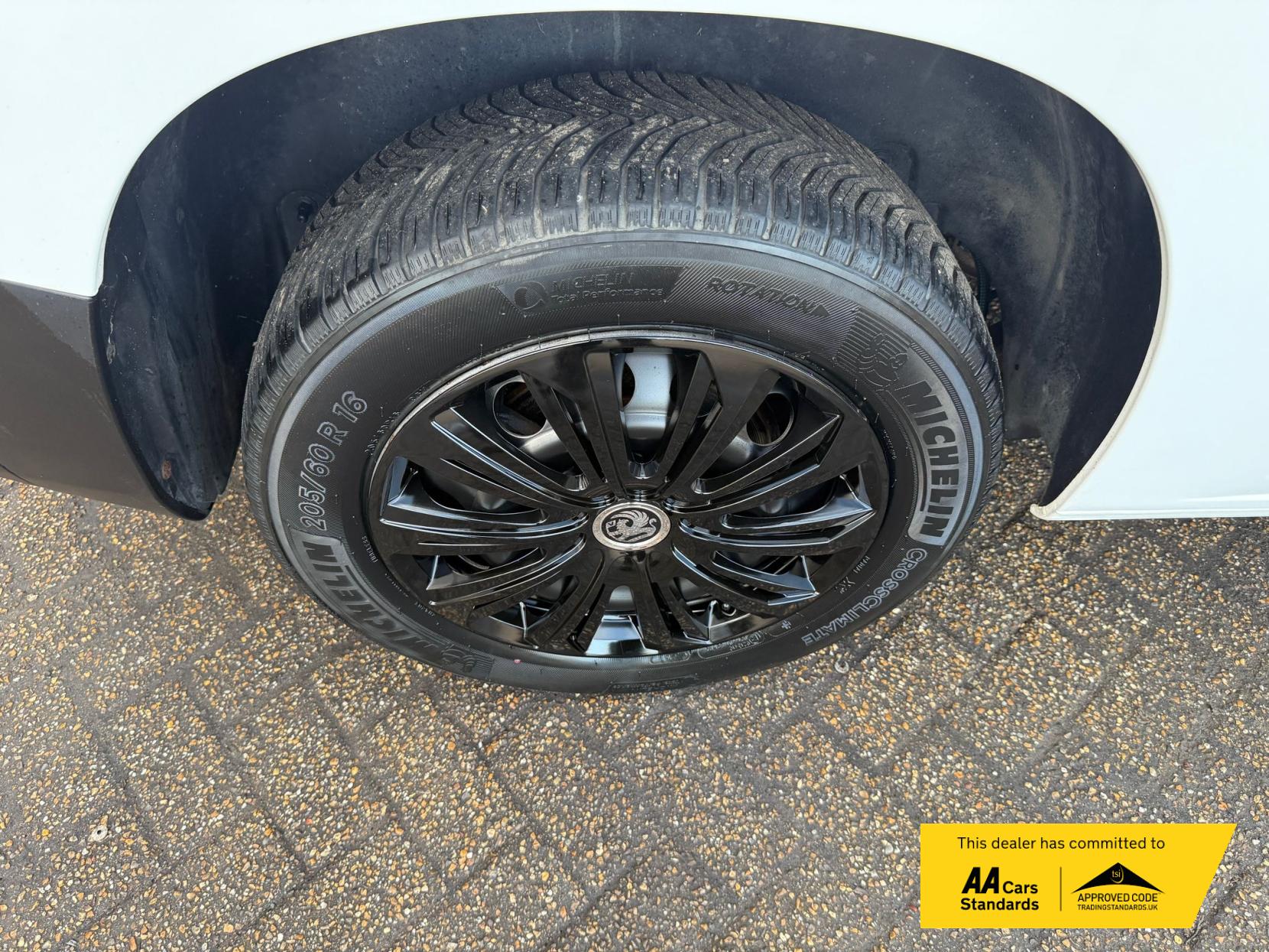 Vauxhall Combo 1.5 Turbo D 2000 Edition Panel Van 4dr Diesel Auto L1 H1 Euro 6 (s/s) (130 ps)