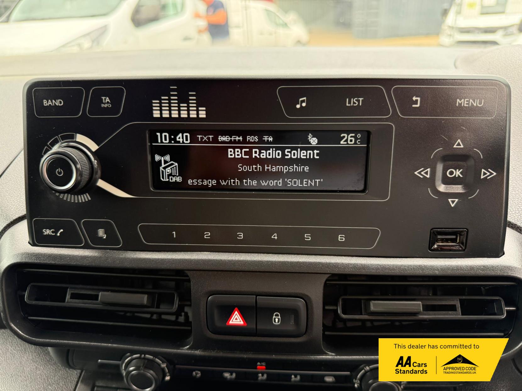 2021 Vauxhall Combo 1.5 Turbo D 2300 Edition Panel Van 4dr Diesel Manual L2 H1 Euro 6 (100 ps) - Thumbnail 15