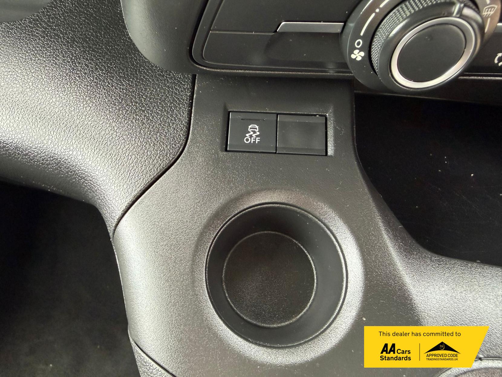 2021 Vauxhall Combo 1.5 Turbo D 2300 Edition Panel Van 4dr Diesel Manual L2 H1 Euro 6 (100 ps) - Thumbnail 32