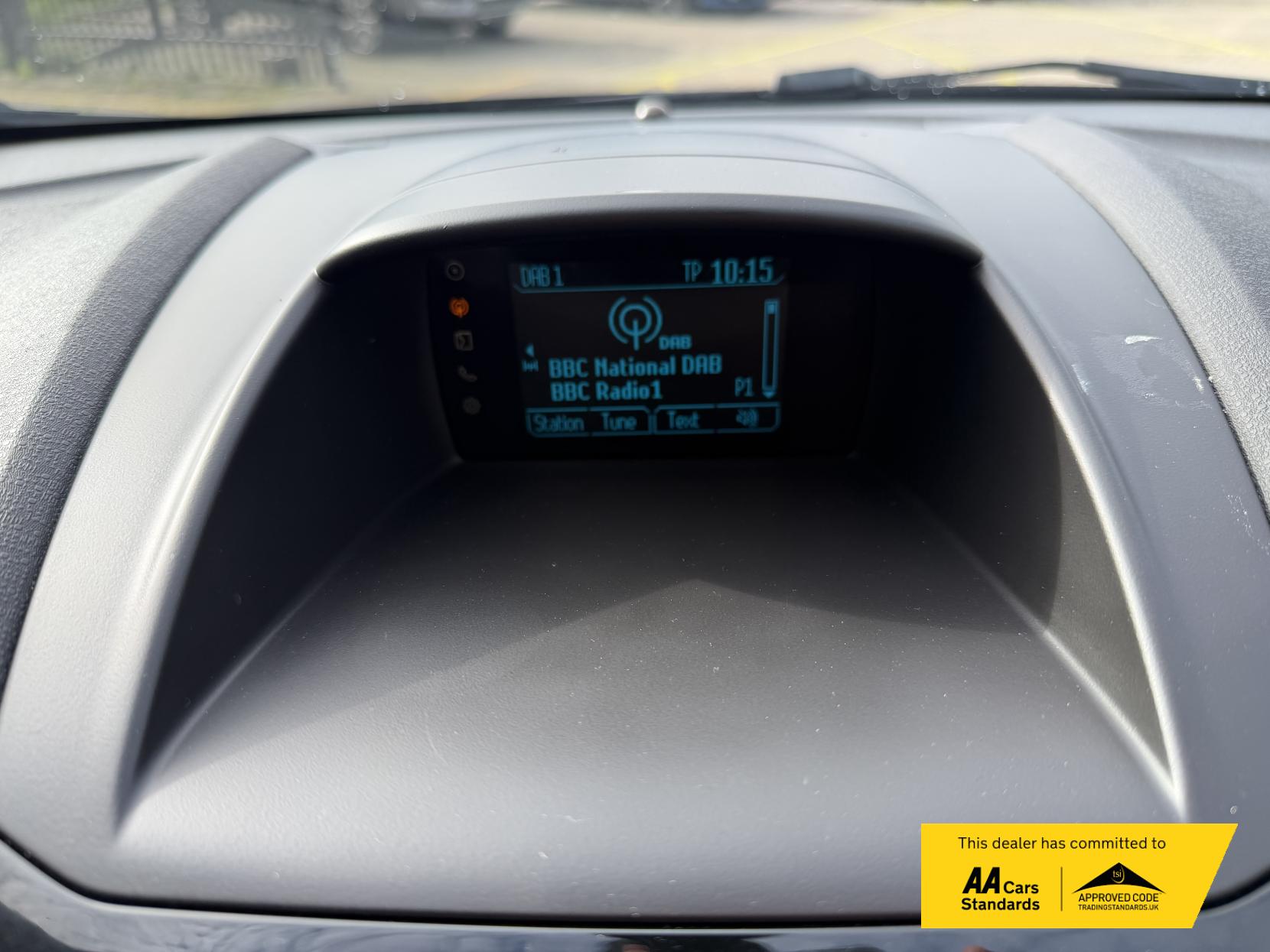 2017 Ford Fiesta Van 1.5 TDCi Sport Panel Van 3dr Diesel Manual (94 g/km, 93.7 bhp) - Thumbnail 24