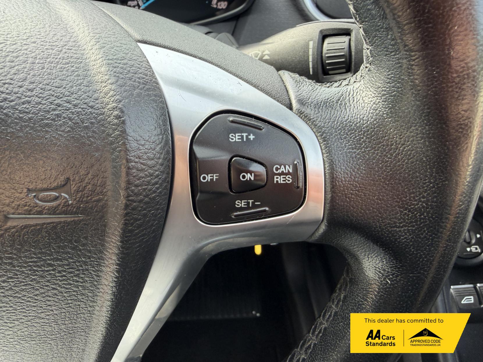 2017 Ford Fiesta Van 1.5 TDCi Sport Panel Van 3dr Diesel Manual (94 g/km, 93.7 bhp) - Thumbnail 31