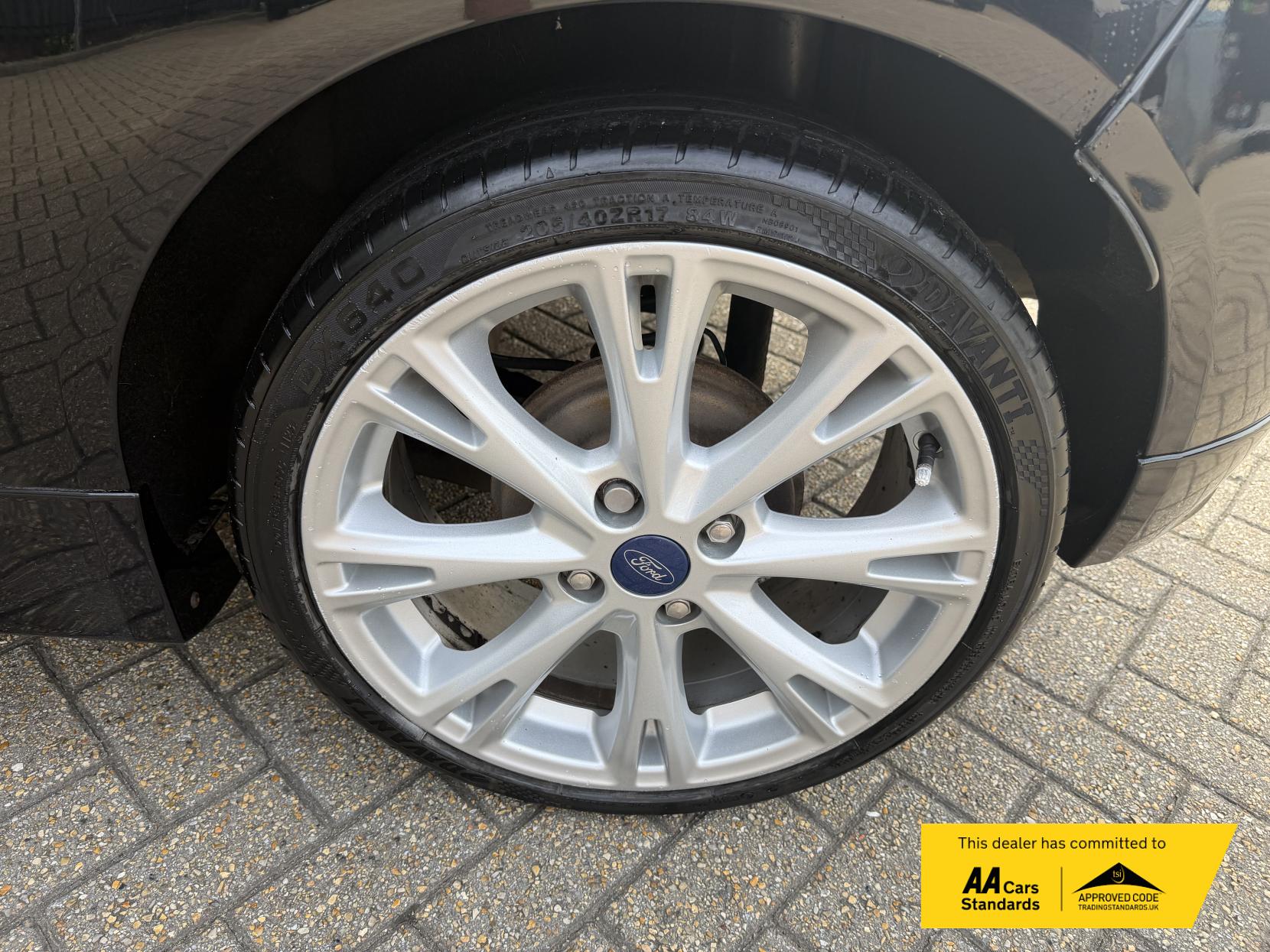 2017 Ford Fiesta Van 1.5 TDCi Sport Panel Van 3dr Diesel Manual (94 g/km, 93.7 bhp) - Thumbnail 39