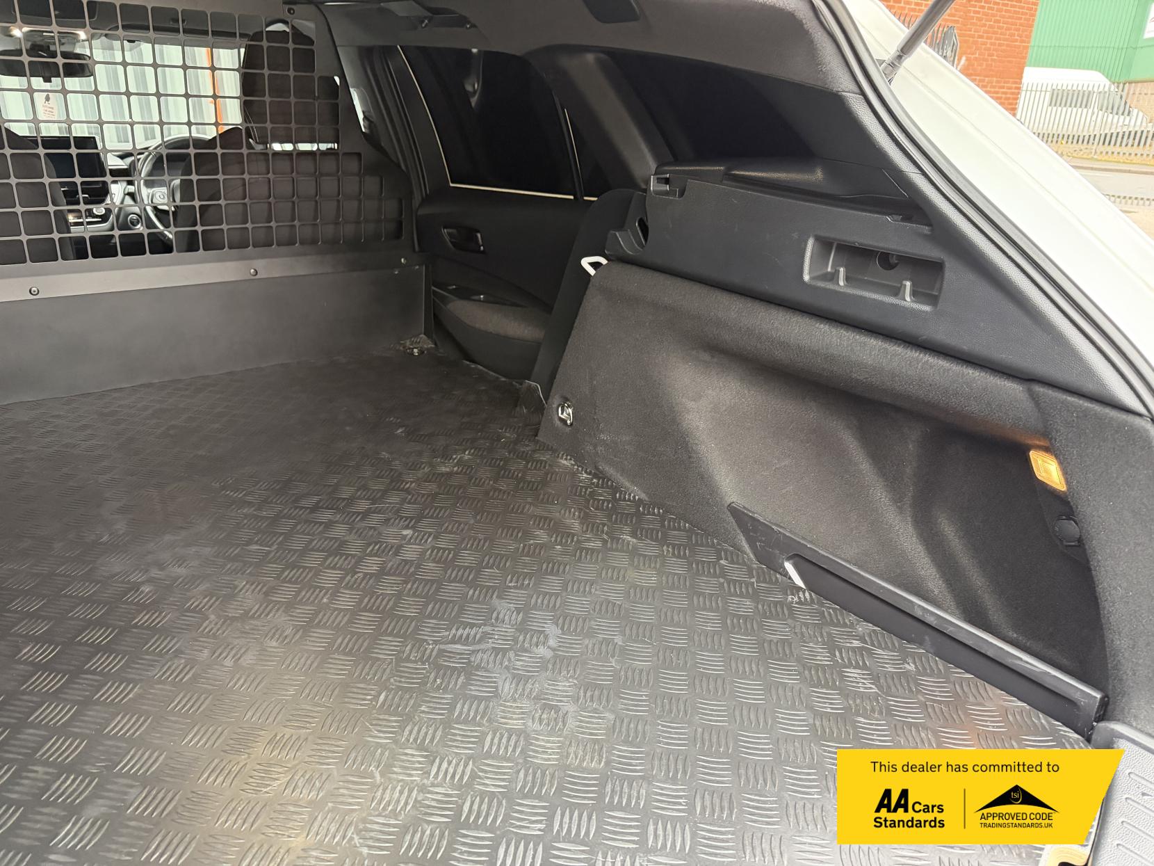 Toyota Corolla 1.8 VVT-h Car Derived Van 5dr Petrol Hybrid CVT Euro 6 (s/s) (140 ps)