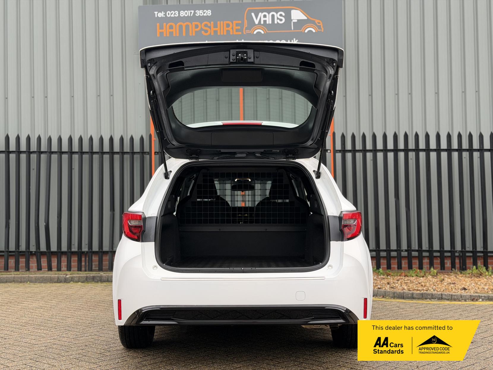 Toyota Corolla 1.8 VVT-h Car Derived Van 5dr Petrol Hybrid CVT Euro 6 (s/s) (140 ps)