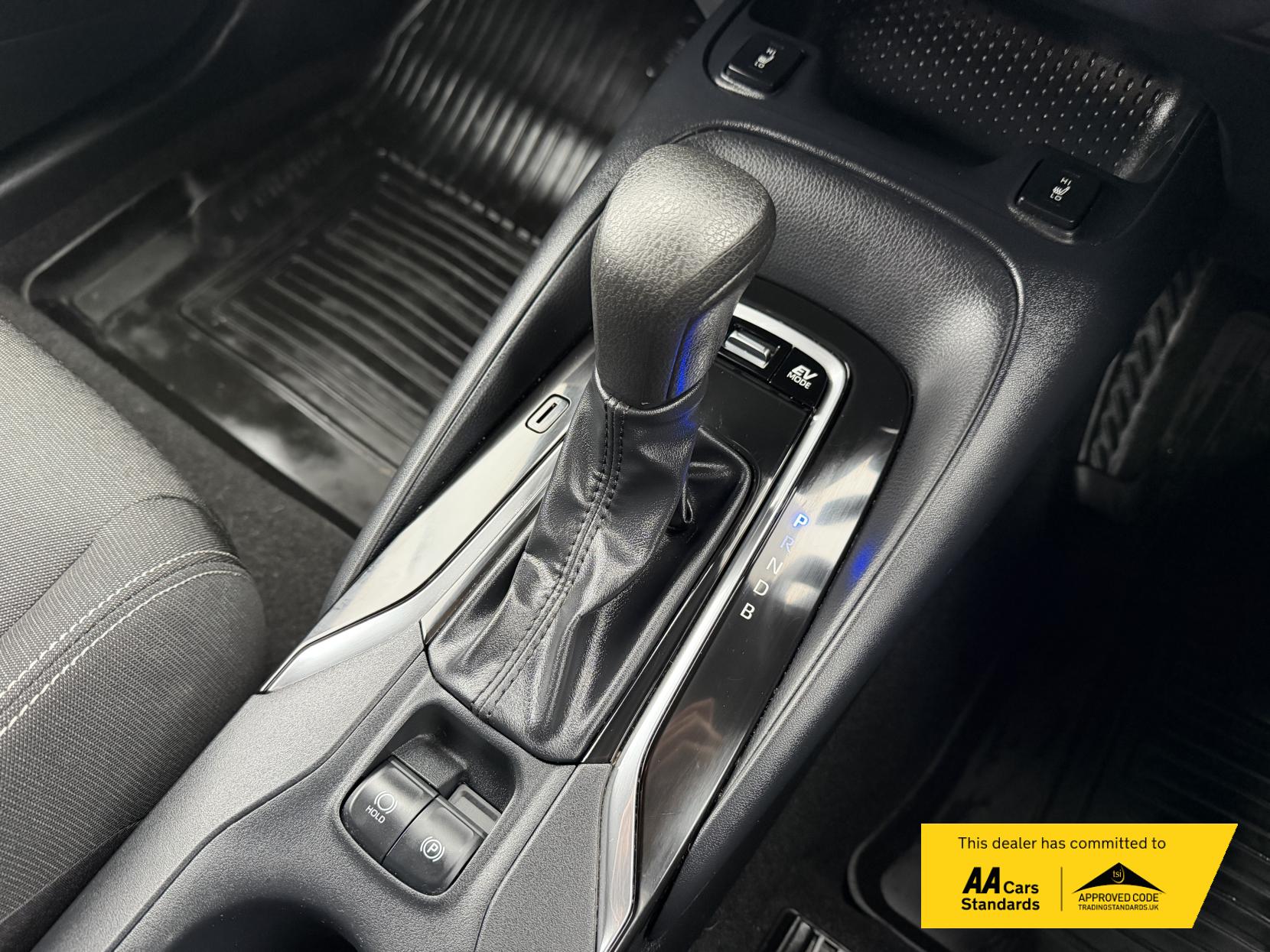 Toyota Corolla 1.8 VVT-h Car Derived Van 5dr Petrol Hybrid CVT Euro 6 (s/s) (140 ps)