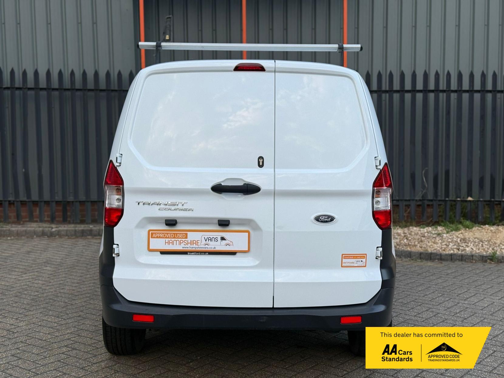 Ford Transit Courier 1.5 TDCi Panel Van 5dr Diesel Manual L1 Euro 6 (75 ps)