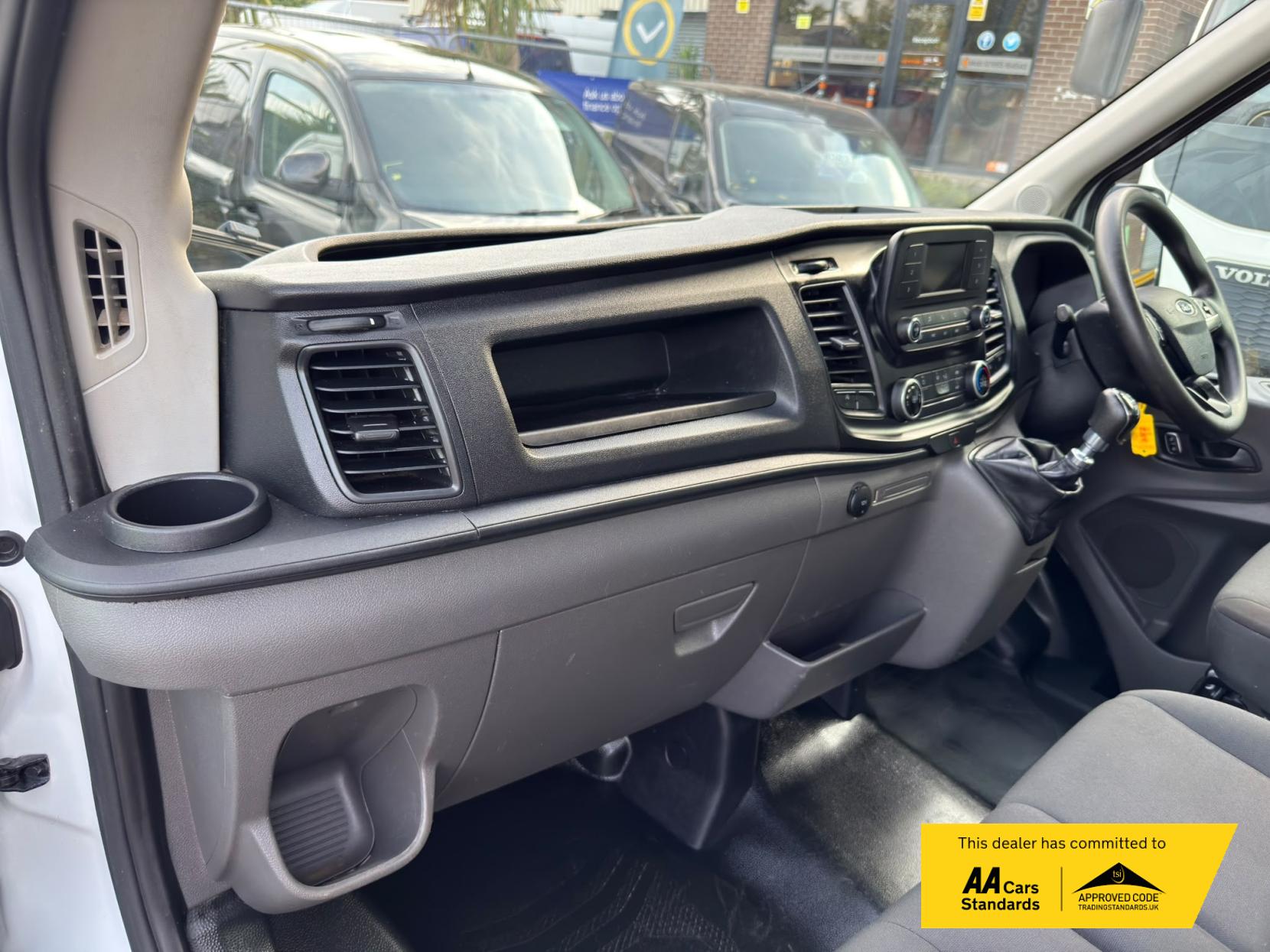 2023 Ford Transit - Thumbnail 45