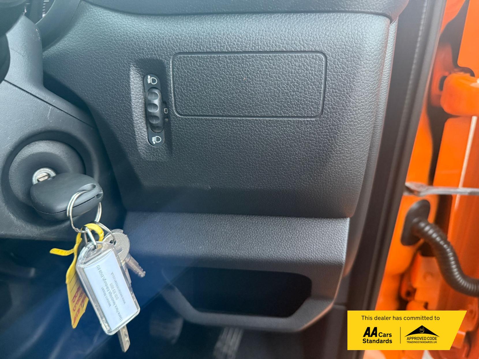 Nissan NV400 2.3 dCi 33 Tekna Panel Van 5dr Diesel Manual FWD L1 H1 Euro 6 (135 ps)