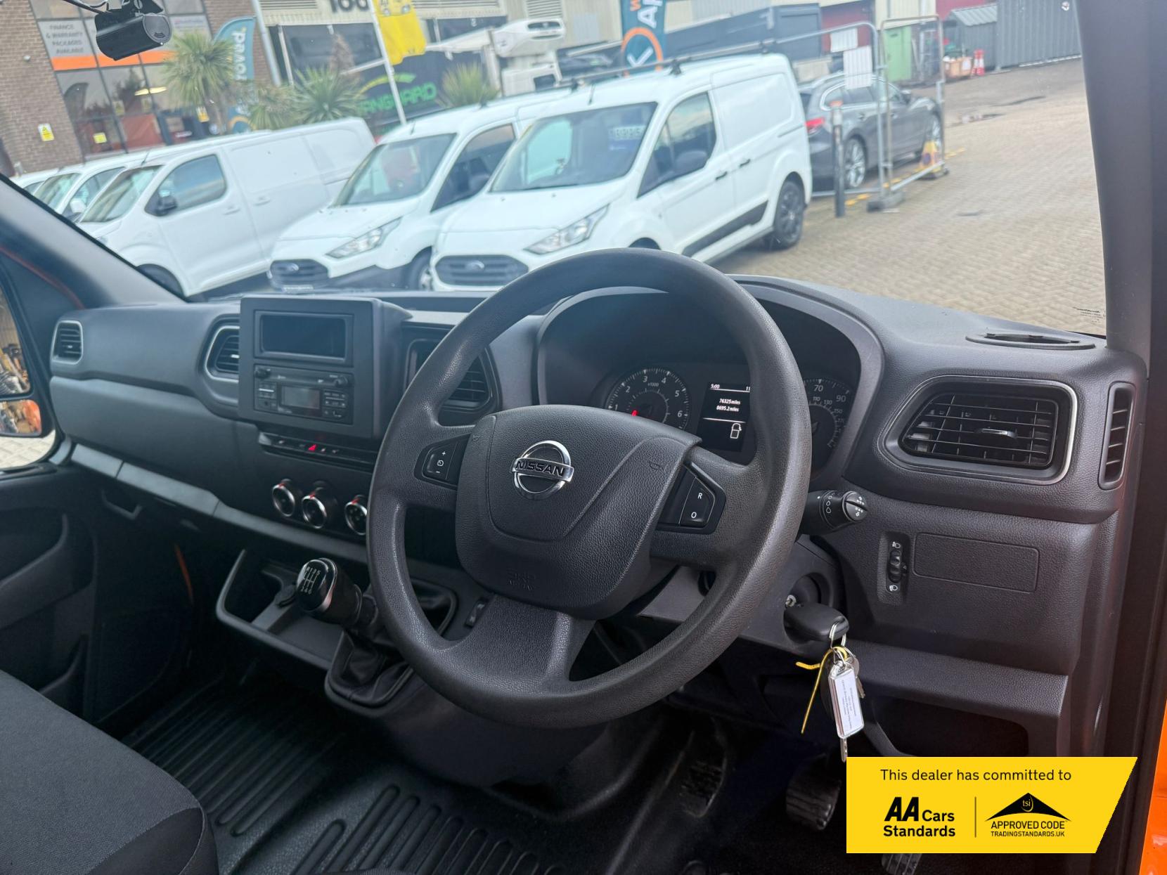 Nissan NV400 2.3 dCi 33 Tekna Panel Van 5dr Diesel Manual FWD L1 H1 Euro 6 (135 ps)