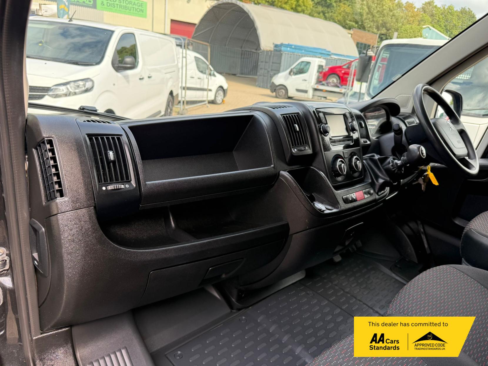 2020 Citroen Relay 2.2 BlueHDi 35 Enterprise Panel Van 5dr Diesel Manual L3 High Roof Euro 6 (s/s) (140 ps) - Thumbnail 23