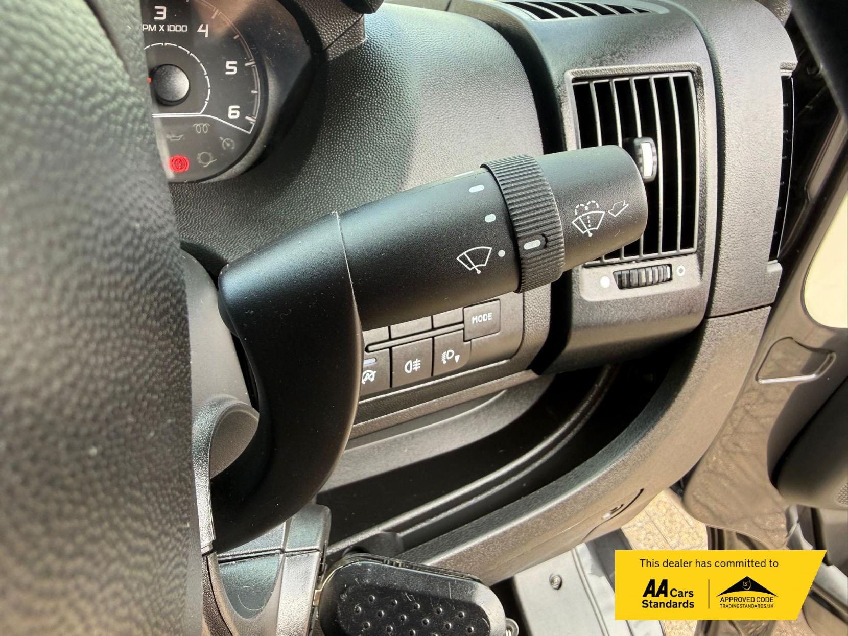 2020 Citroen Relay 2.2 BlueHDi 35 Enterprise Panel Van 5dr Diesel Manual L3 High Roof Euro 6 (s/s) (140 ps) - Thumbnail 40