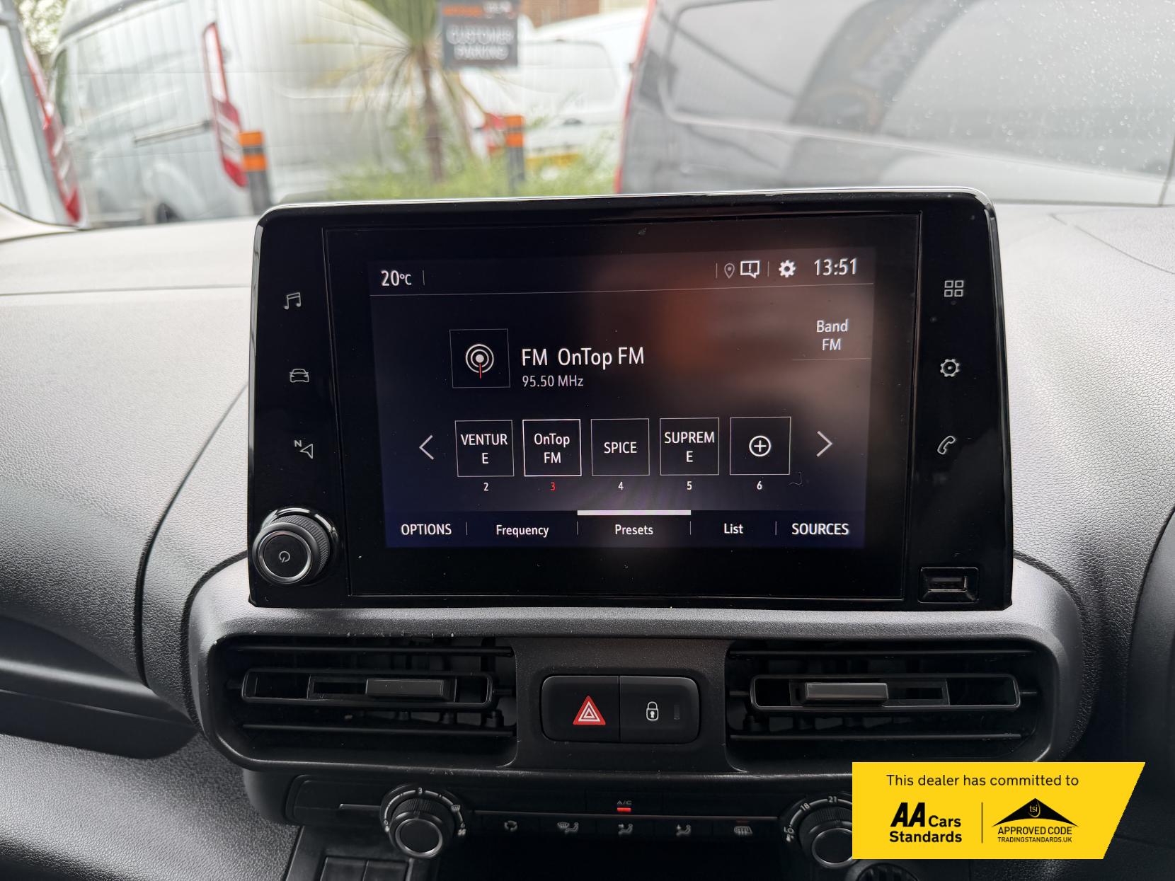 Vauxhall Combo 1.5 Turbo D 2300 Pro Panel Van 5dr Diesel Manual L1 H1 Euro 6 (s/s) (100 ps)