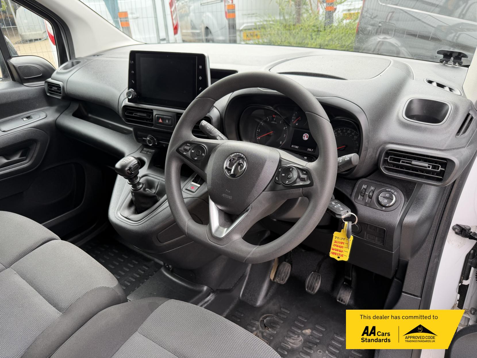 Vauxhall Combo 1.5 Turbo D 2300 Pro Panel Van 5dr Diesel Manual L1 H1 Euro 6 (s/s) (100 ps)