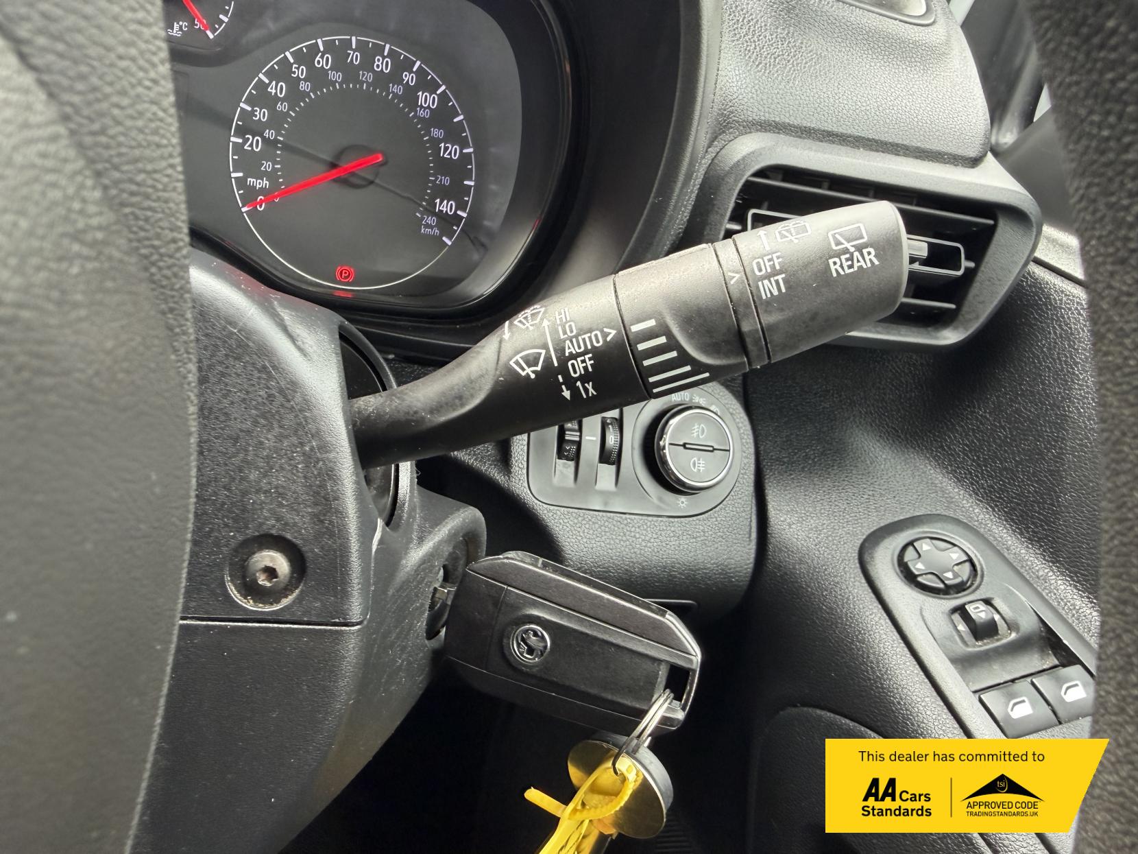 Vauxhall Combo 1.5 Turbo D 2300 Pro Panel Van 5dr Diesel Manual L1 H1 Euro 6 (s/s) (100 ps)