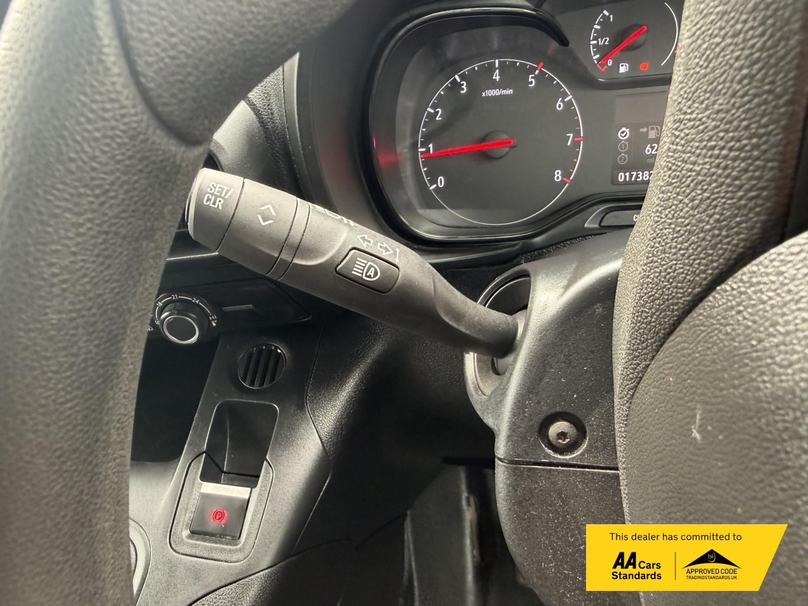 Vauxhall Combo 1.5 Turbo D 2300 Pro Panel Van 5dr Diesel Manual L1 H1 Euro 6 (s/s) (100 ps)