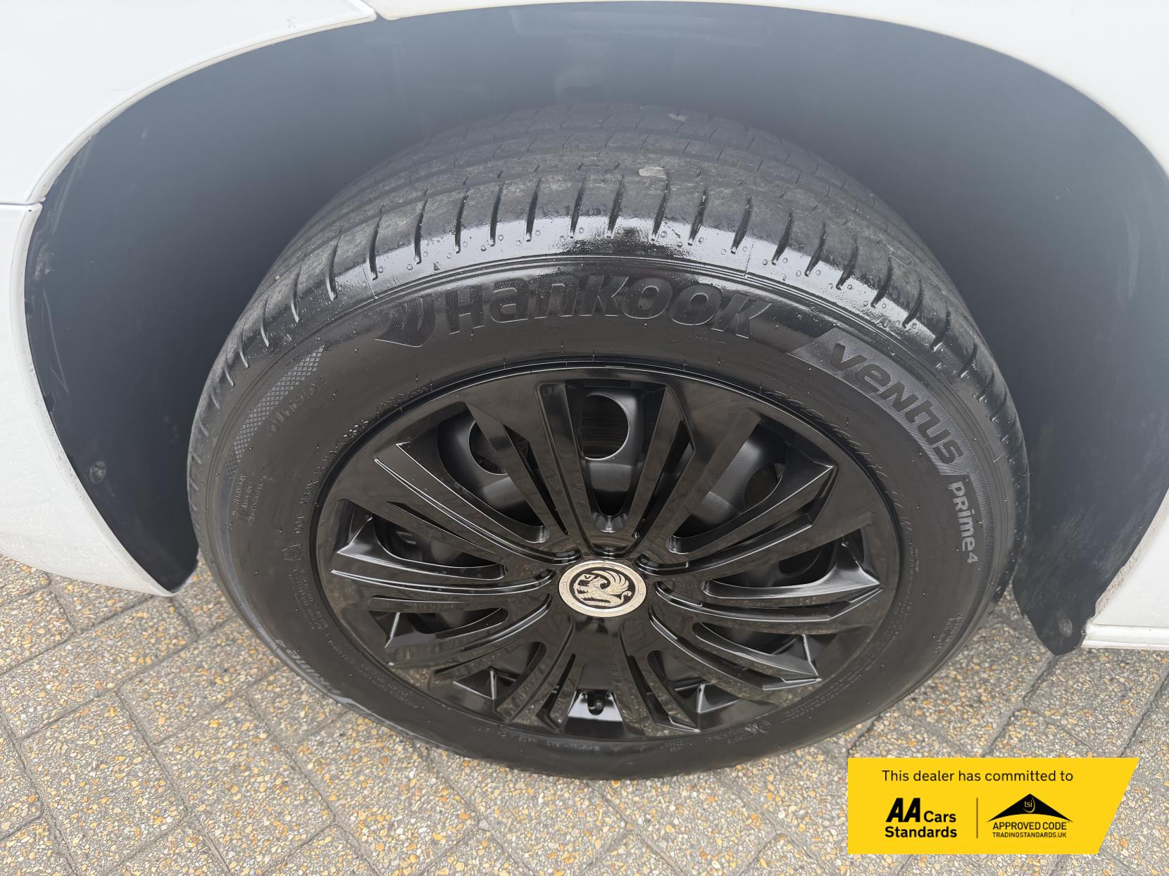 Vauxhall Combo 1.5 Turbo D 2300 Pro Panel Van 5dr Diesel Manual L1 H1 Euro 6 (s/s) (100 ps)