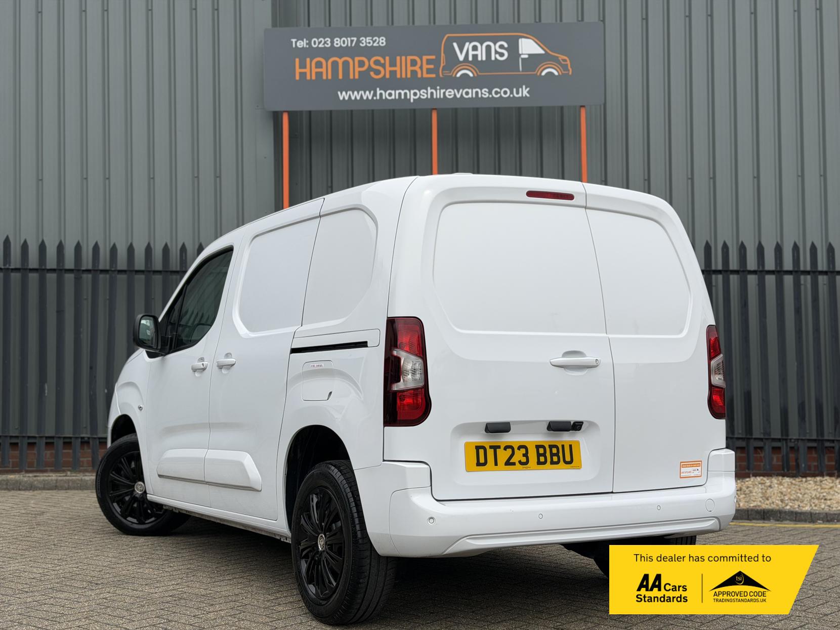 Vauxhall Combo 1.5 Turbo D 2300 Pro Panel Van 5dr Diesel Manual L1 H1 Euro 6 (s/s) (100 ps)