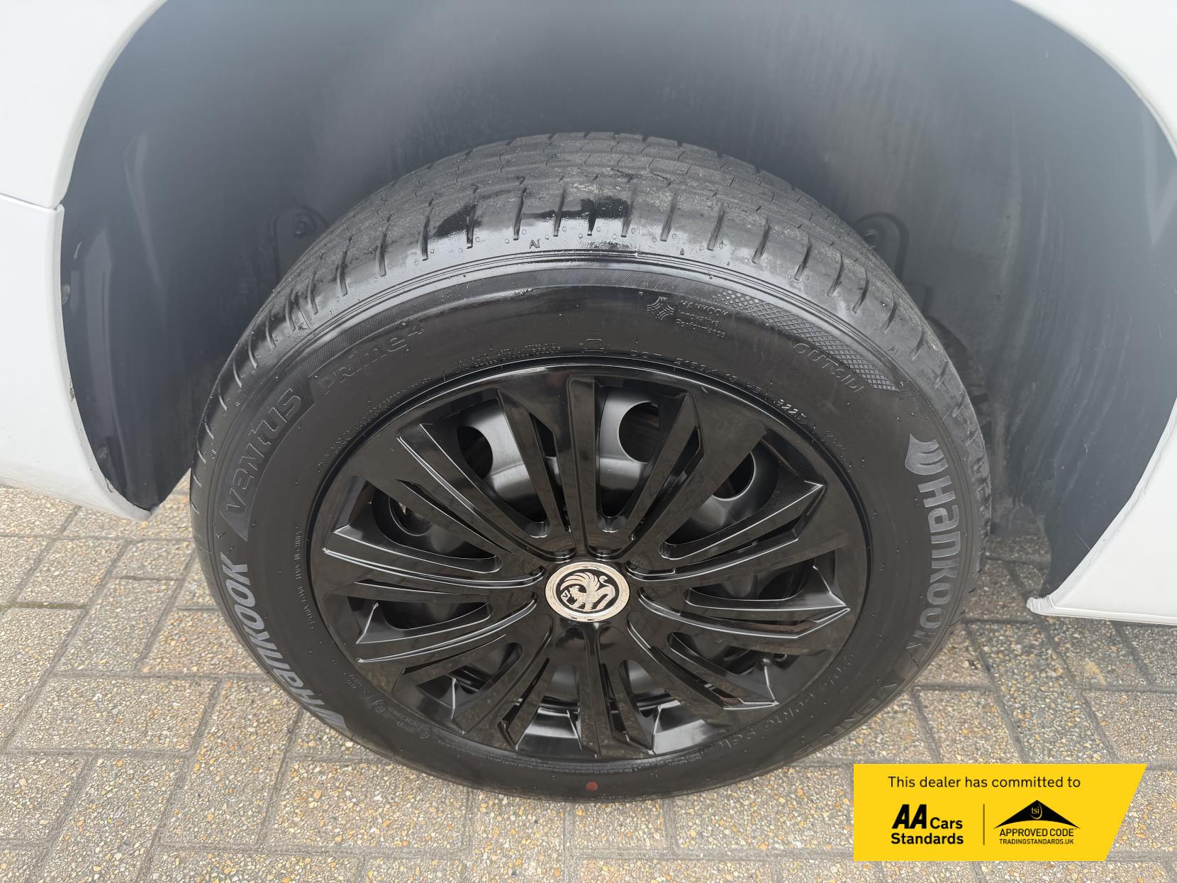 Vauxhall Combo 1.5 Turbo D 2300 Pro Panel Van 5dr Diesel Manual L1 H1 Euro 6 (s/s) (100 ps)