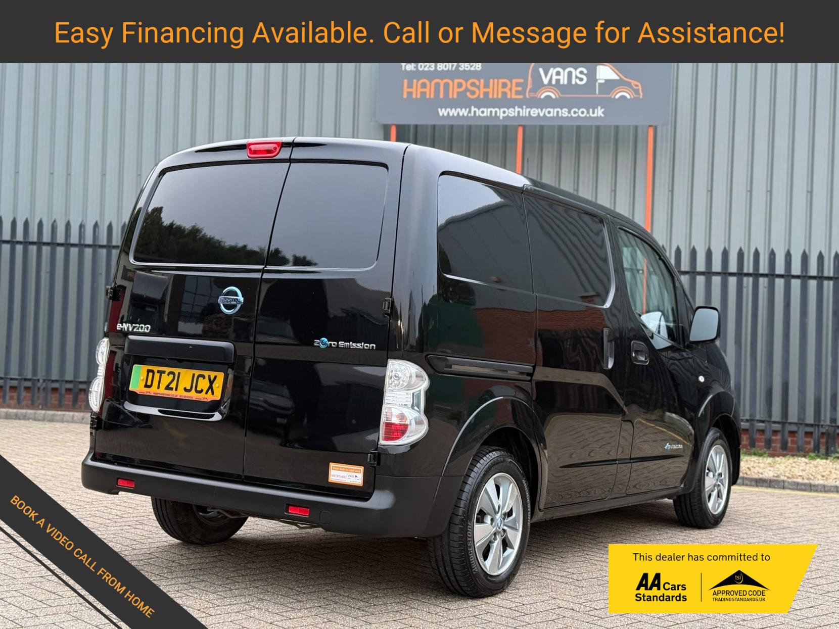 2021 Nissan e-NV200 40kWh Tekna Panel Van 5dr Electric Auto SWB (Quick Charge) (109 ps) - Thumbnail 3
