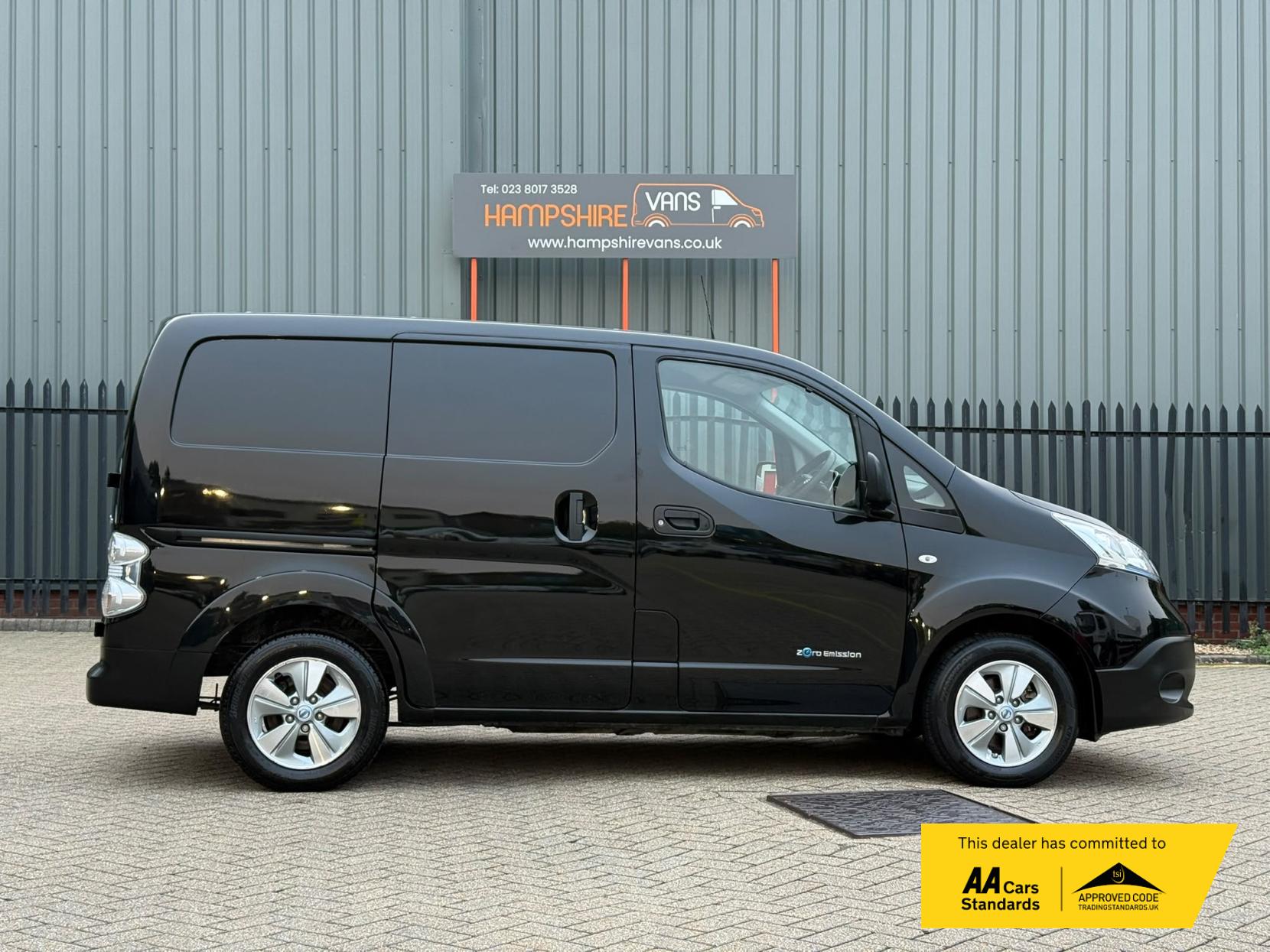 2021 Nissan e-NV200 40kWh Tekna Panel Van 5dr Electric Auto SWB (Quick Charge) (109 ps) - Thumbnail 7