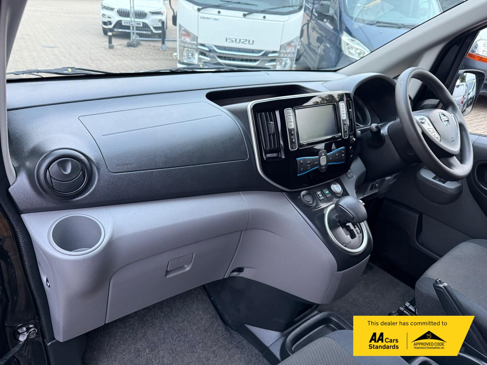 2021 Nissan e-NV200 40kWh Tekna Panel Van 5dr Electric Auto SWB (Quick Charge) (109 ps) - Thumbnail 27