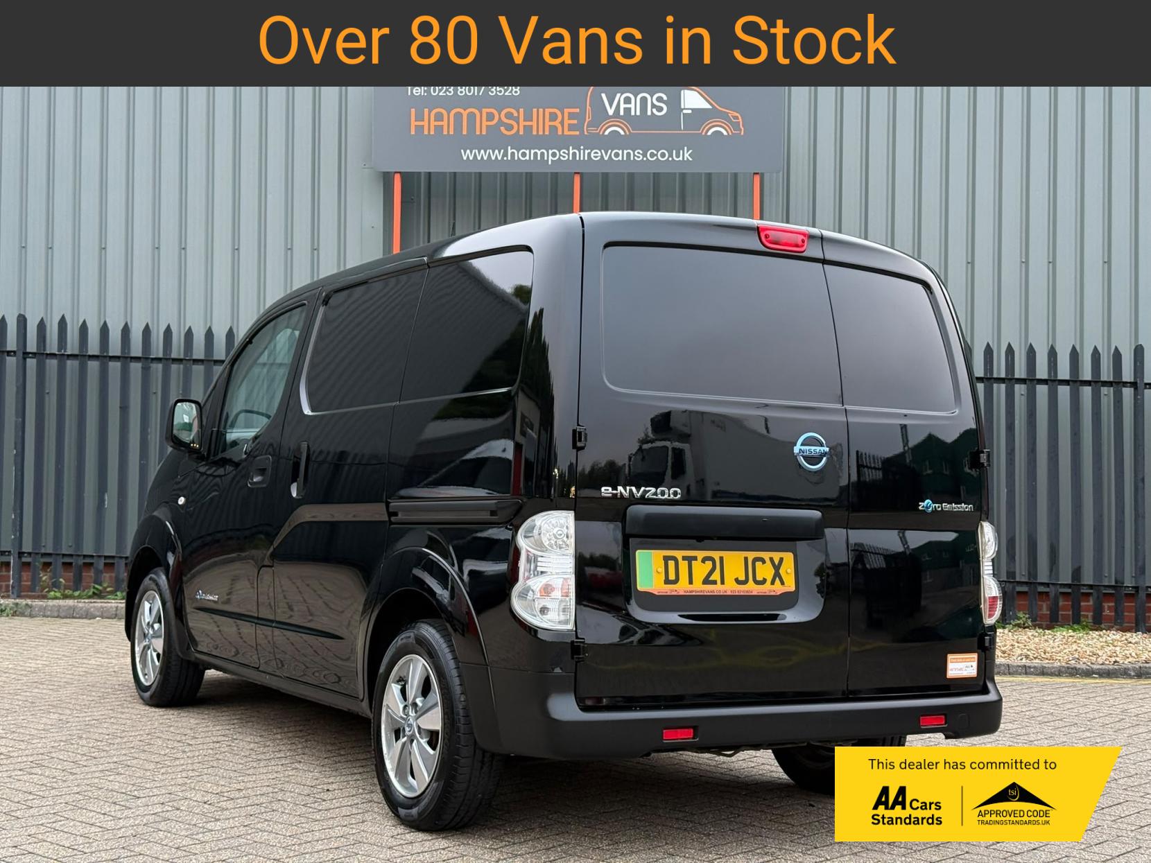 2021 Nissan e-NV200 40kWh Tekna Panel Van 5dr Electric Auto SWB (Quick Charge) (109 ps) - Thumbnail 4