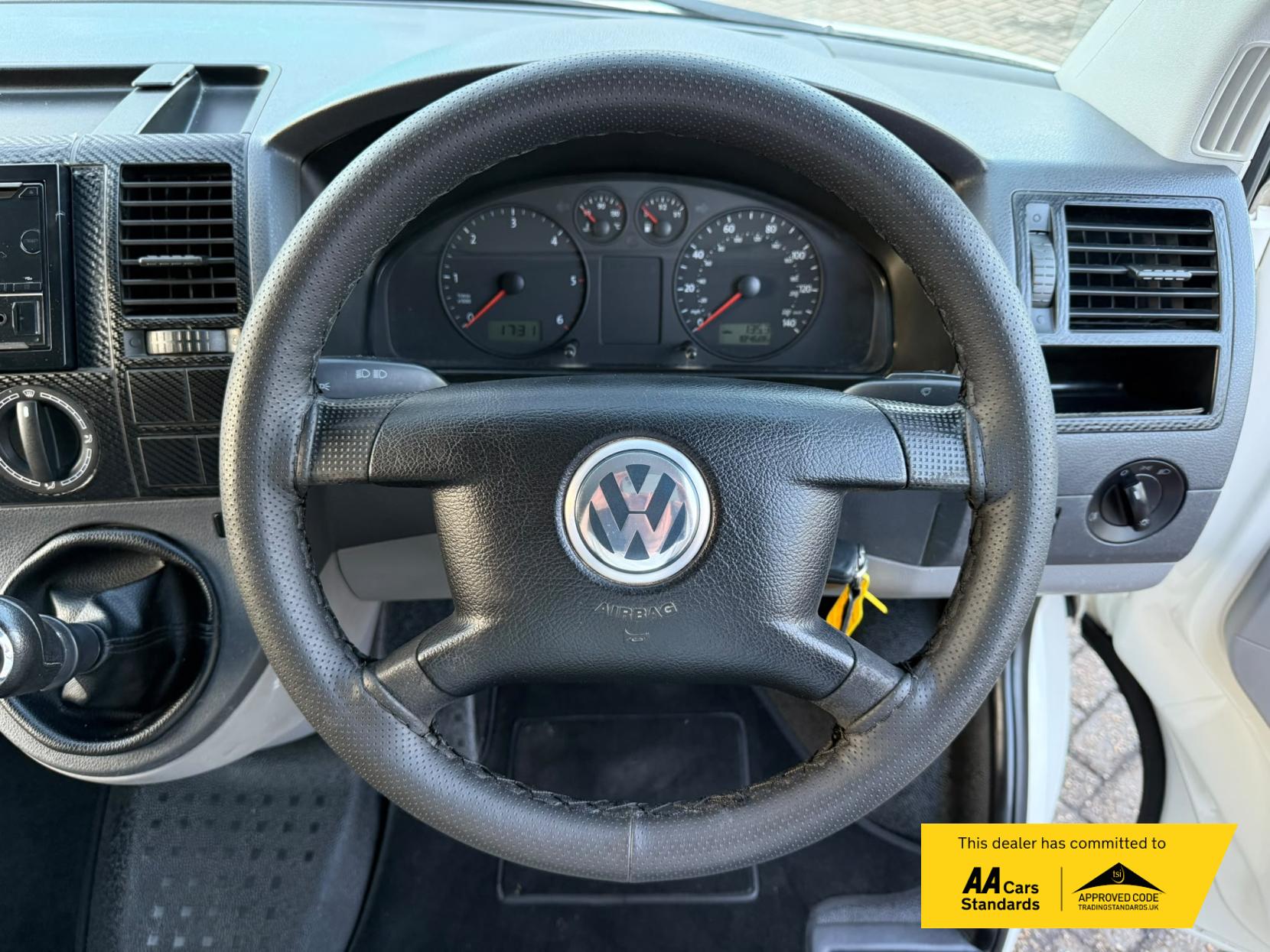 2005 Volkswagen Transporter 1.9 TDI PD T28 Panel Van 4dr Diesel Manual L1 H1 (211 g/km, 83 bhp) - Thumbnail 33